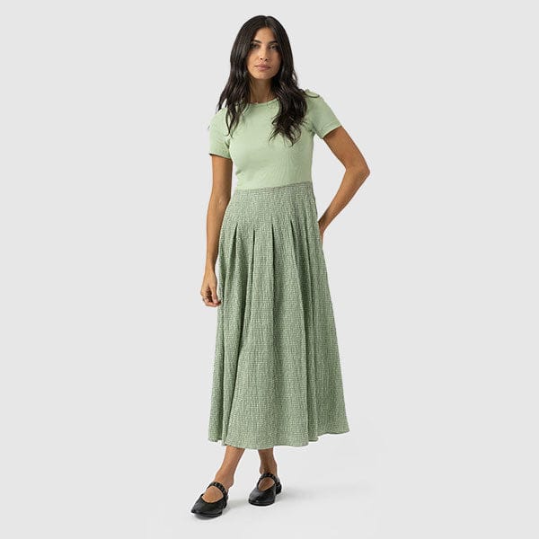 Fit-and-Flare Shape