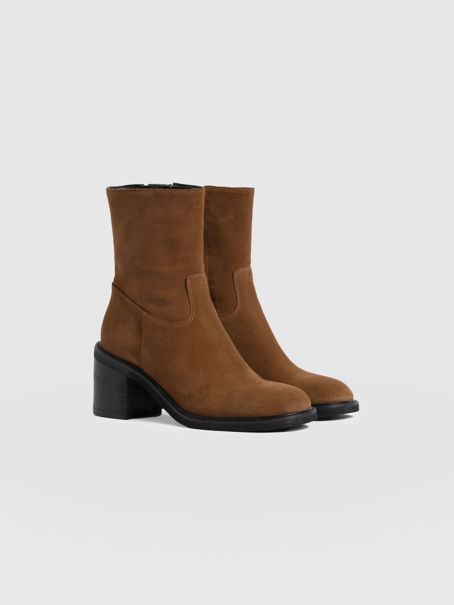 Dakota Ankle Boot - Camel Suede - Women's Shoes | Saint + Sofia® UK