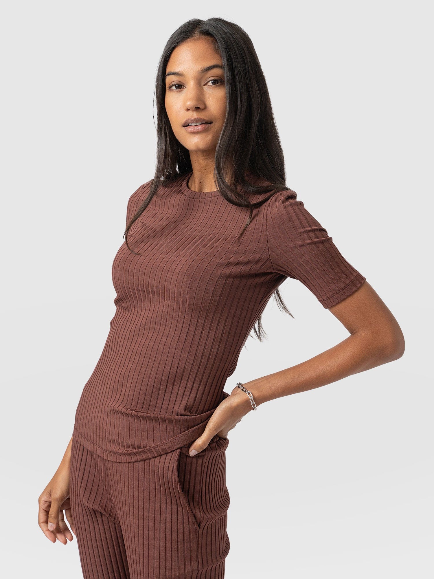 Adaline Tee Maroon Rib - Women's T-Shirts | Saint and Sofia® UK