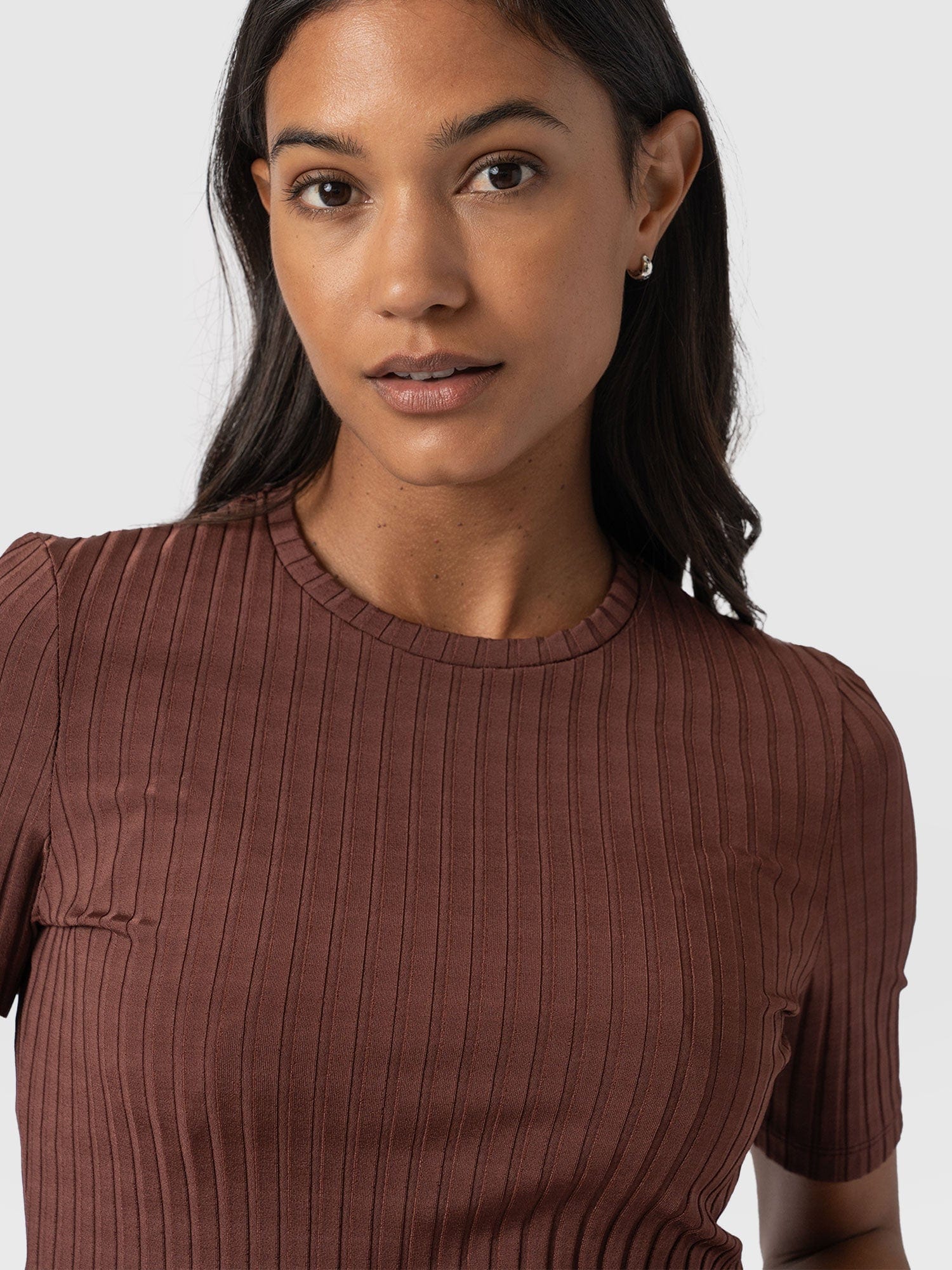 Adaline Tee Maroon Rib - Women's T-Shirts | Saint and Sofia® UK
