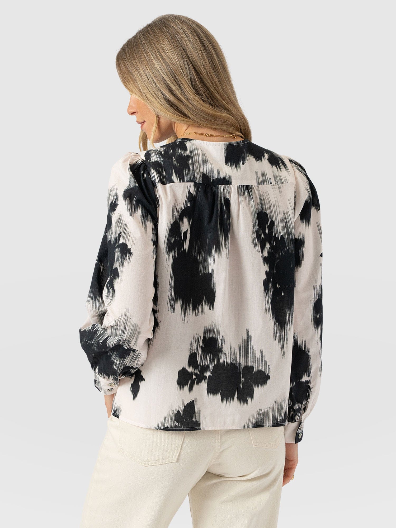 Amelie Blouse - White Fade Floral - Women's Blouses | Saint + Sofia® UK