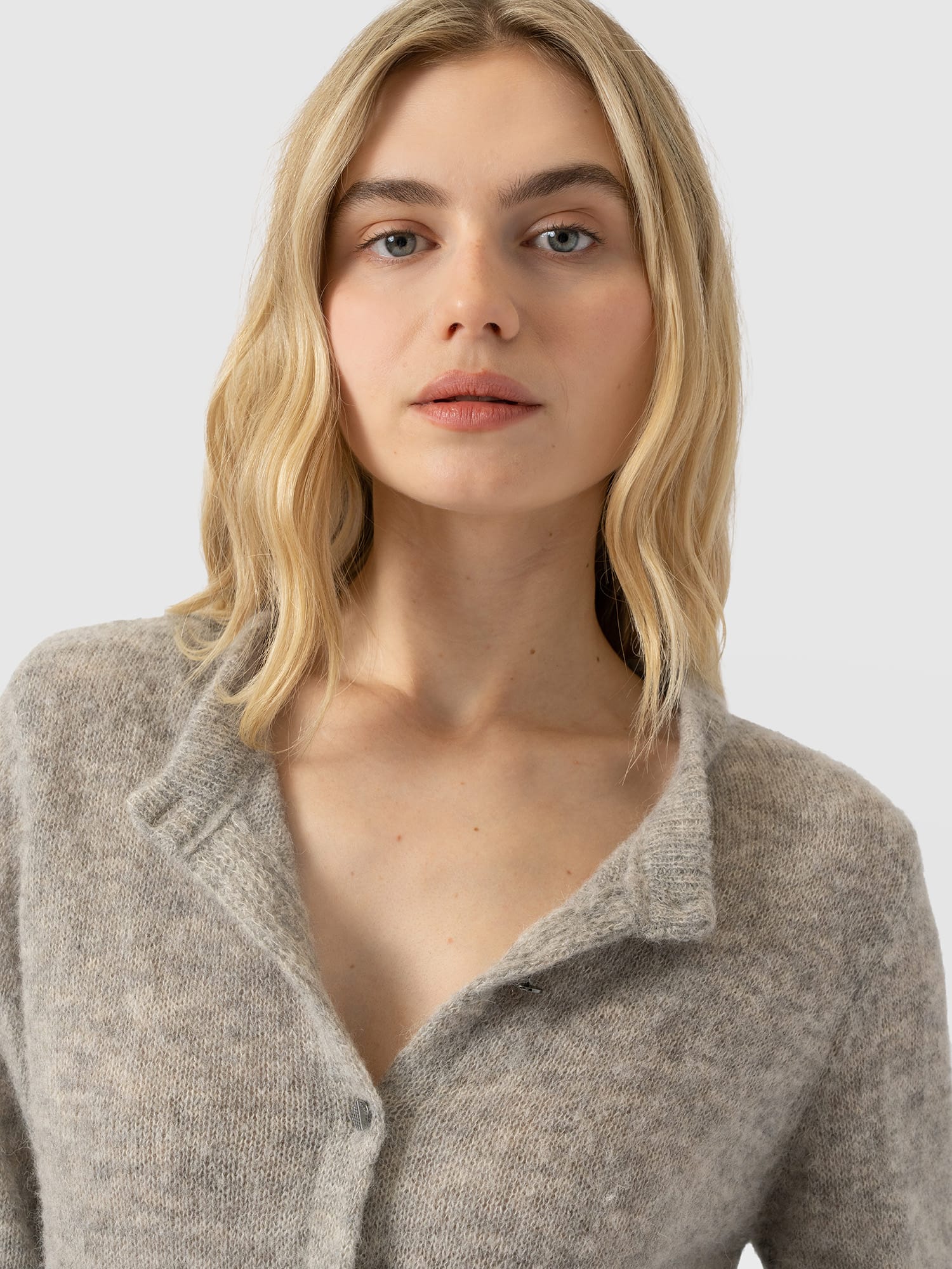 Ariella Cardigan Grey - Women's Cardigans | Saint and Sofia® UK