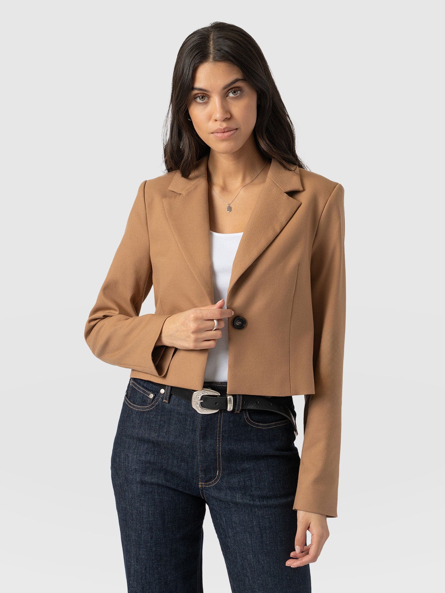 Astrid Crop Blazer Camel - Women's Blazers | Saint + Sofia® UK