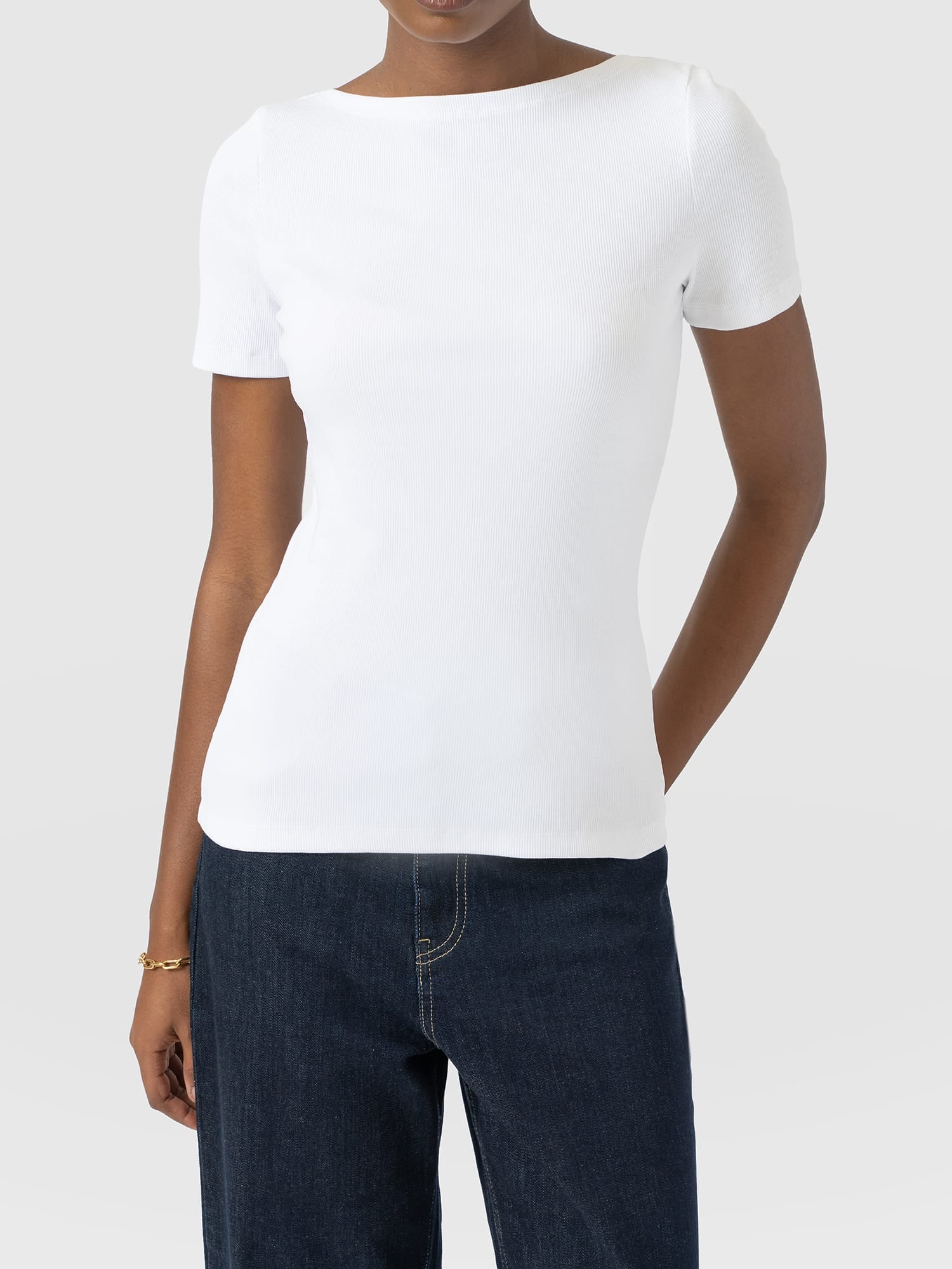 Austen Boat Neck Short Sleeve Tee - White - Women's T-shirts | Saint and Sofia® UK