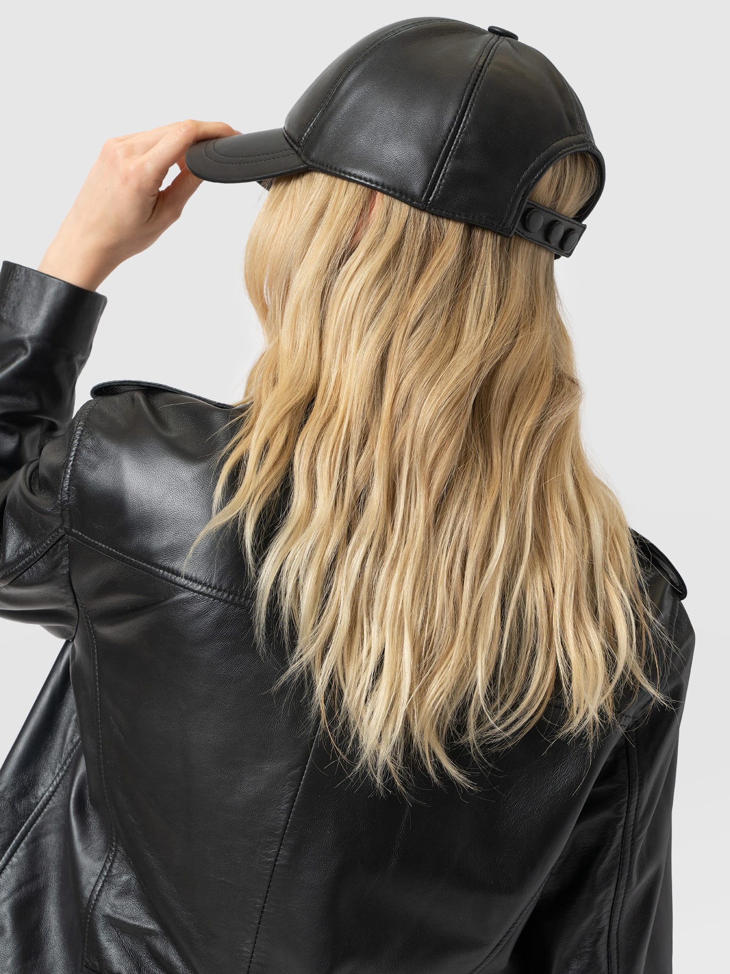 Avalon Leather Baseball Cap Black - Women's Hats | Saint and Sofia® UK