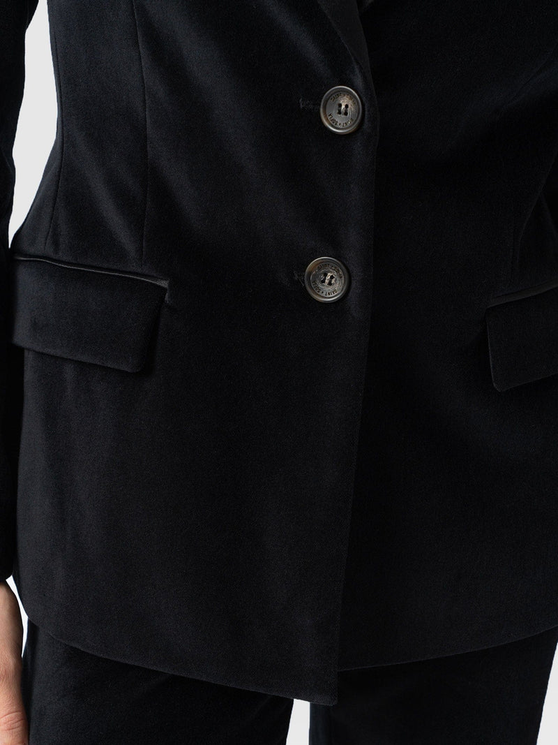 Axel Single Breasted Blazer - Black Velvet - Women's Jackets | Saint + Sofia® UK