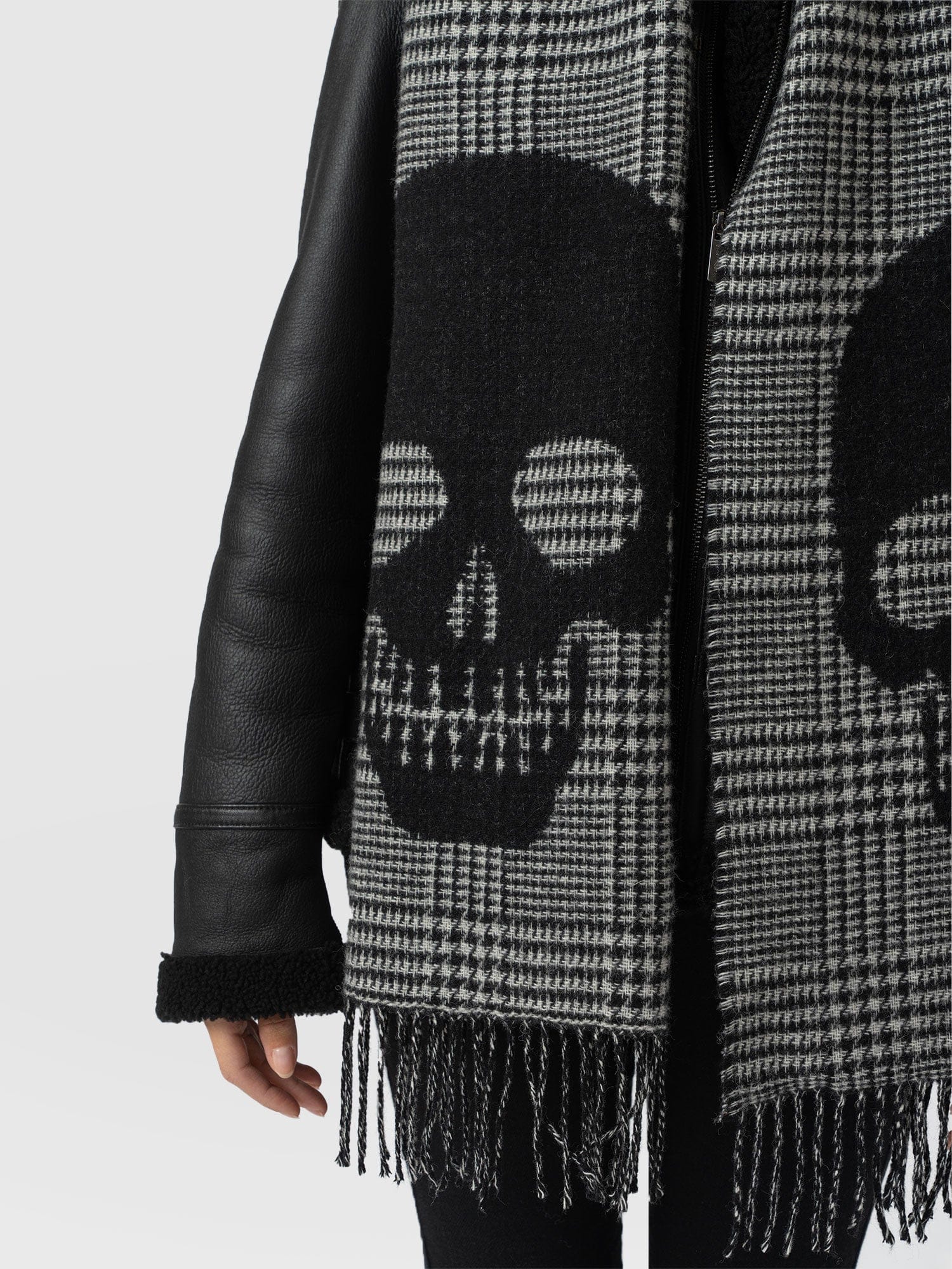 Blake Skull Scarf Black - Women's Scarves | Saint + Sofia® UK