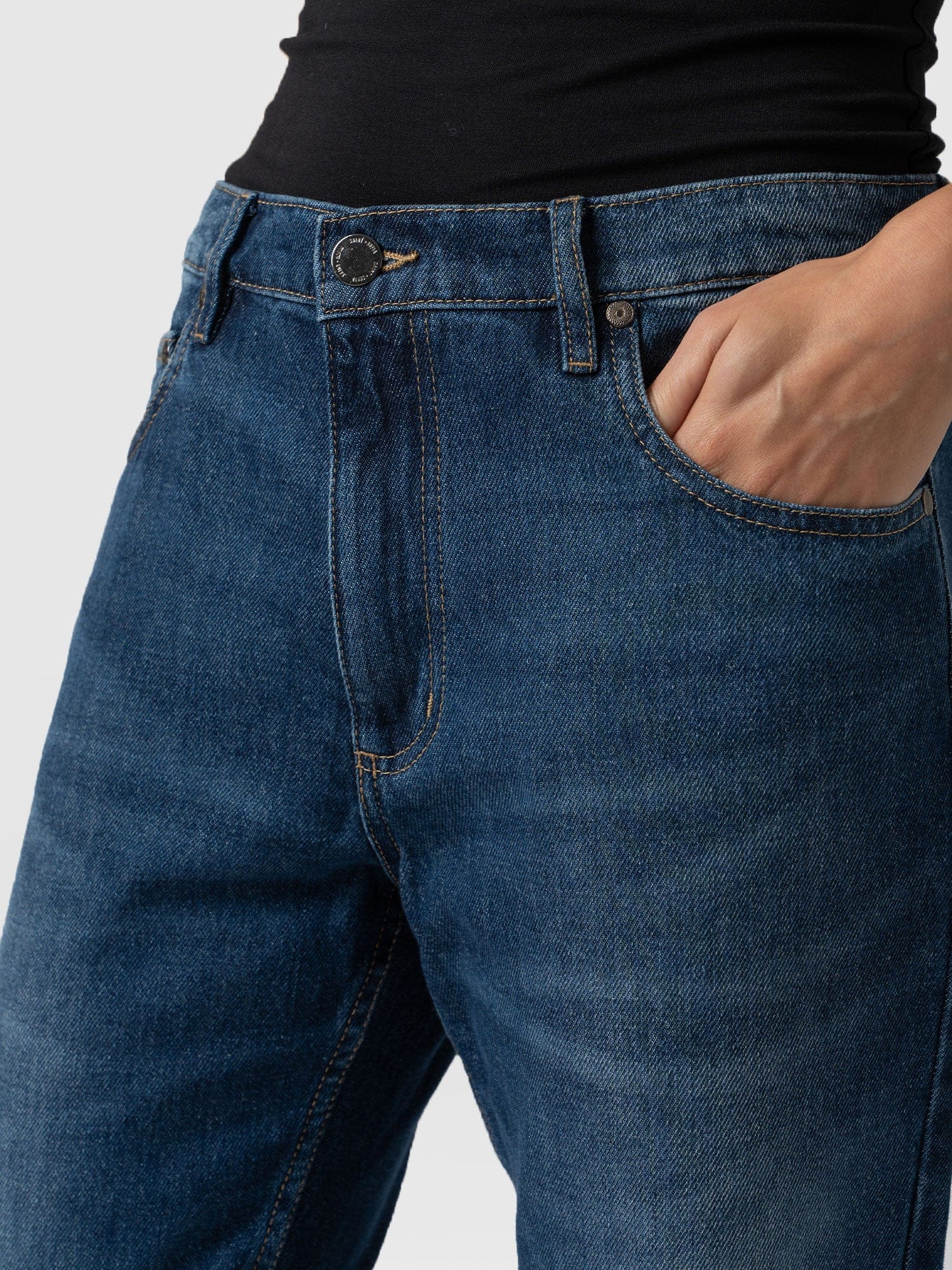 Boyfriend Jeans Mid Blue - Women's Jeans | Saint + Sofia® UK