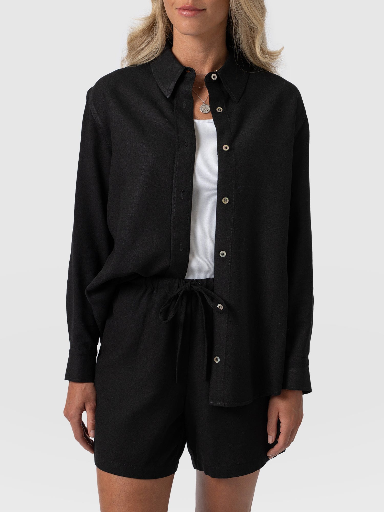 Boyfriend Shirt Black - Women's Linen Shirts | Saint + Sofia® UK