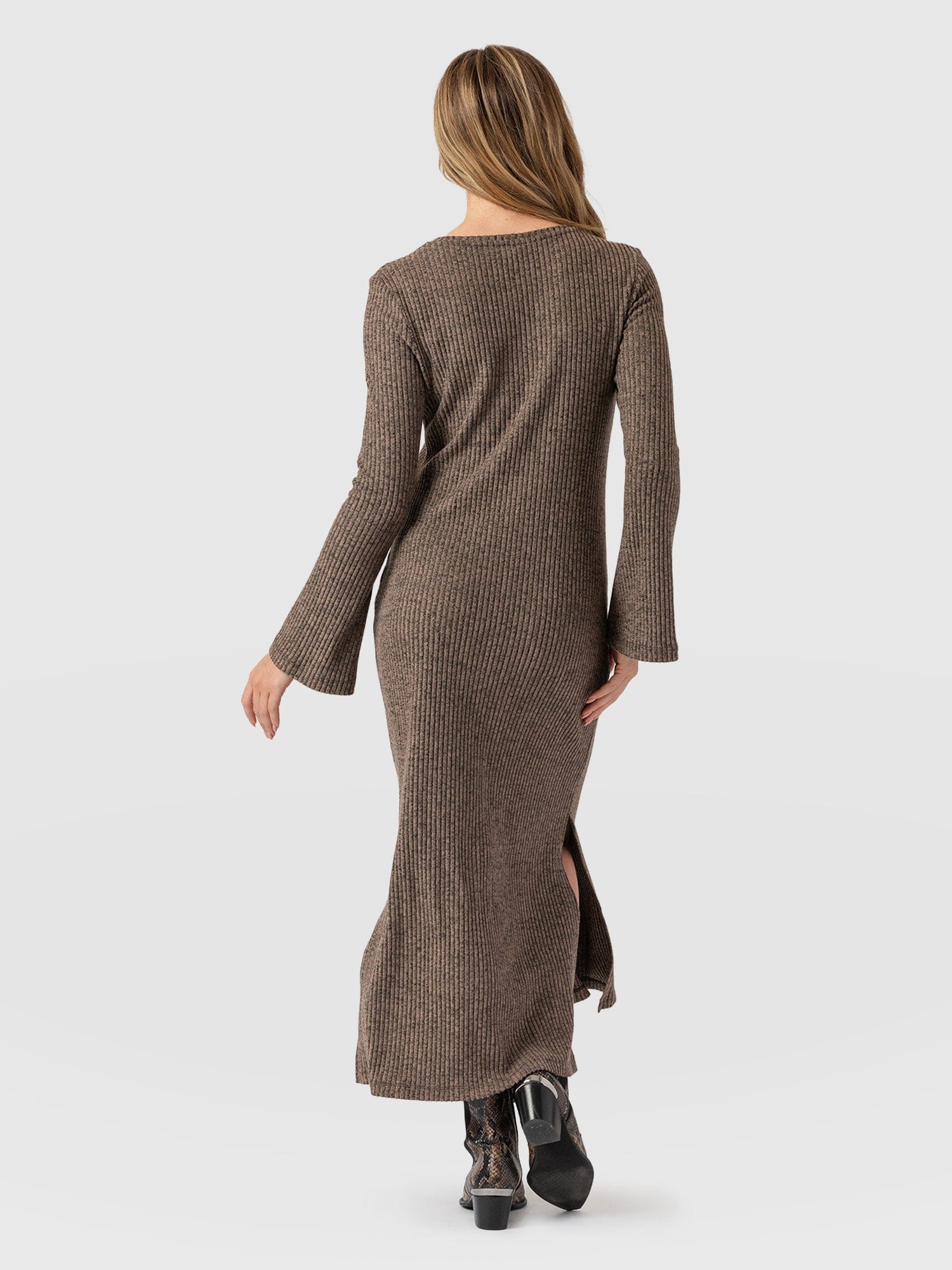 Callie Fluted Midi Dress Beige - Women's Dresses | Saint + Sofia® UK