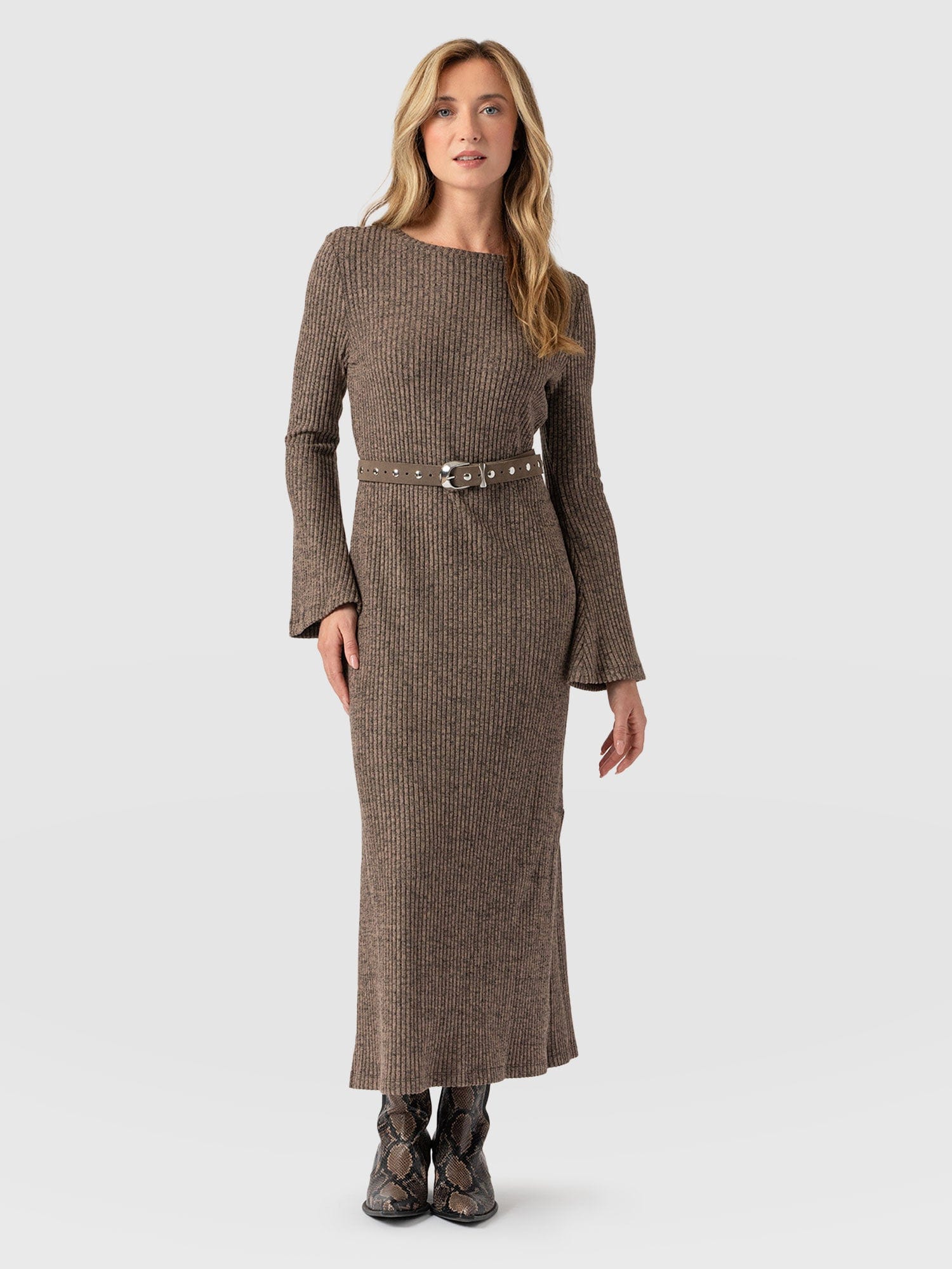 Callie Fluted Midi Dress Beige - Women's Dresses | Saint + Sofia® UK