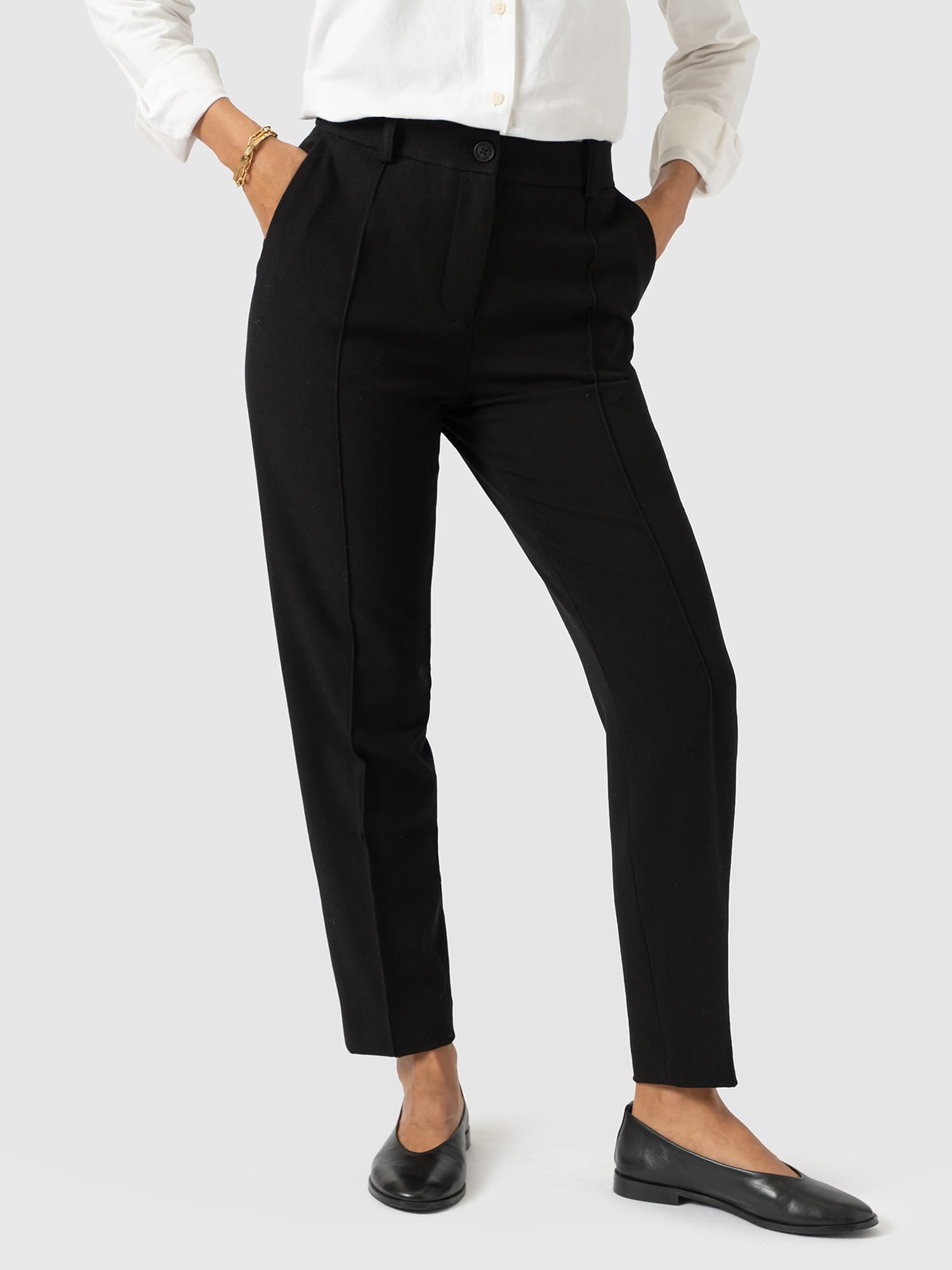 Cambridge Tapered Pant - Black - Women's Trouserss | Saint and Sofia® UK
