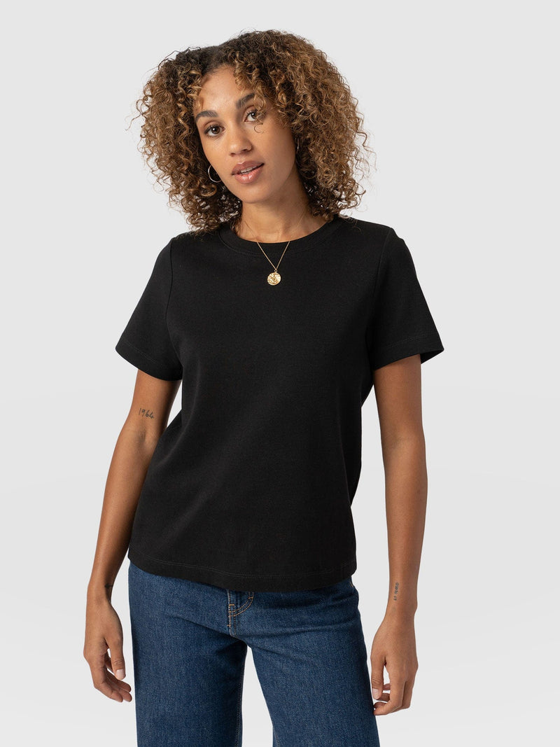 Chelsea Crew Neck Tee Black - Women's T-Shirts | Saint + Sofia® UK