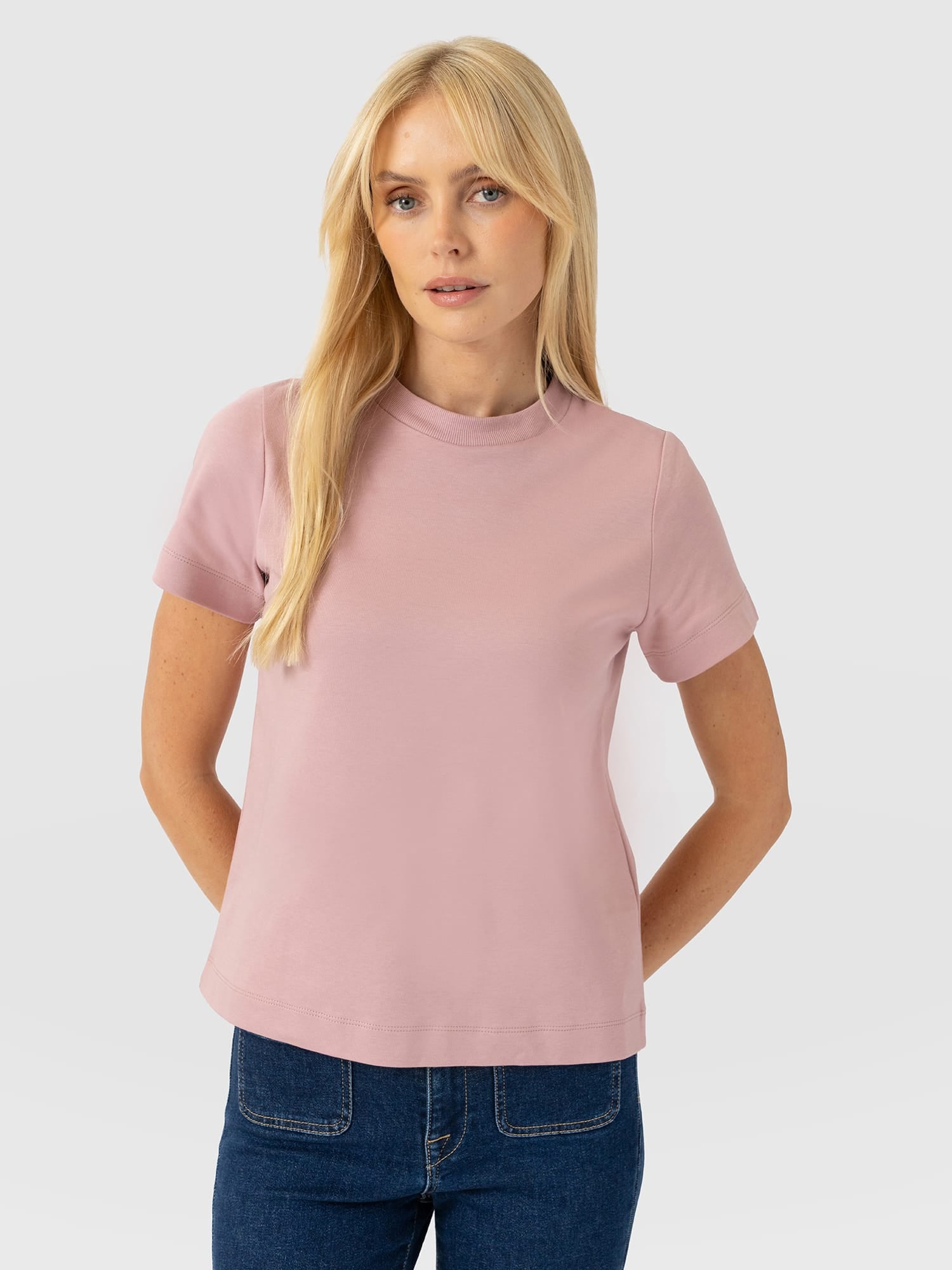 Chelsea Crew Neck Tee - Dusty Pink - Women's T-shirts | Saint and Sofia® UK