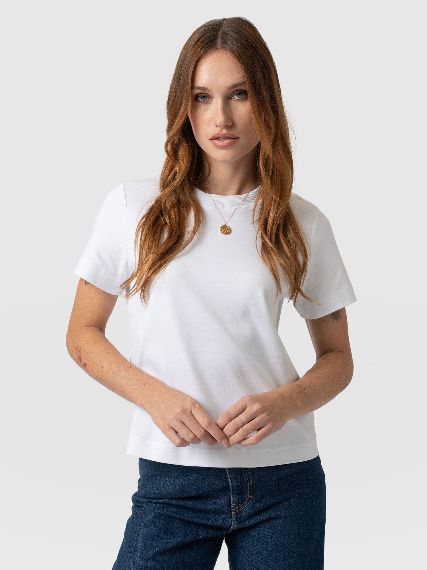 Chelsea Crew Neck Tee White - Women's T-Shirts | Saint + Sofia® UK