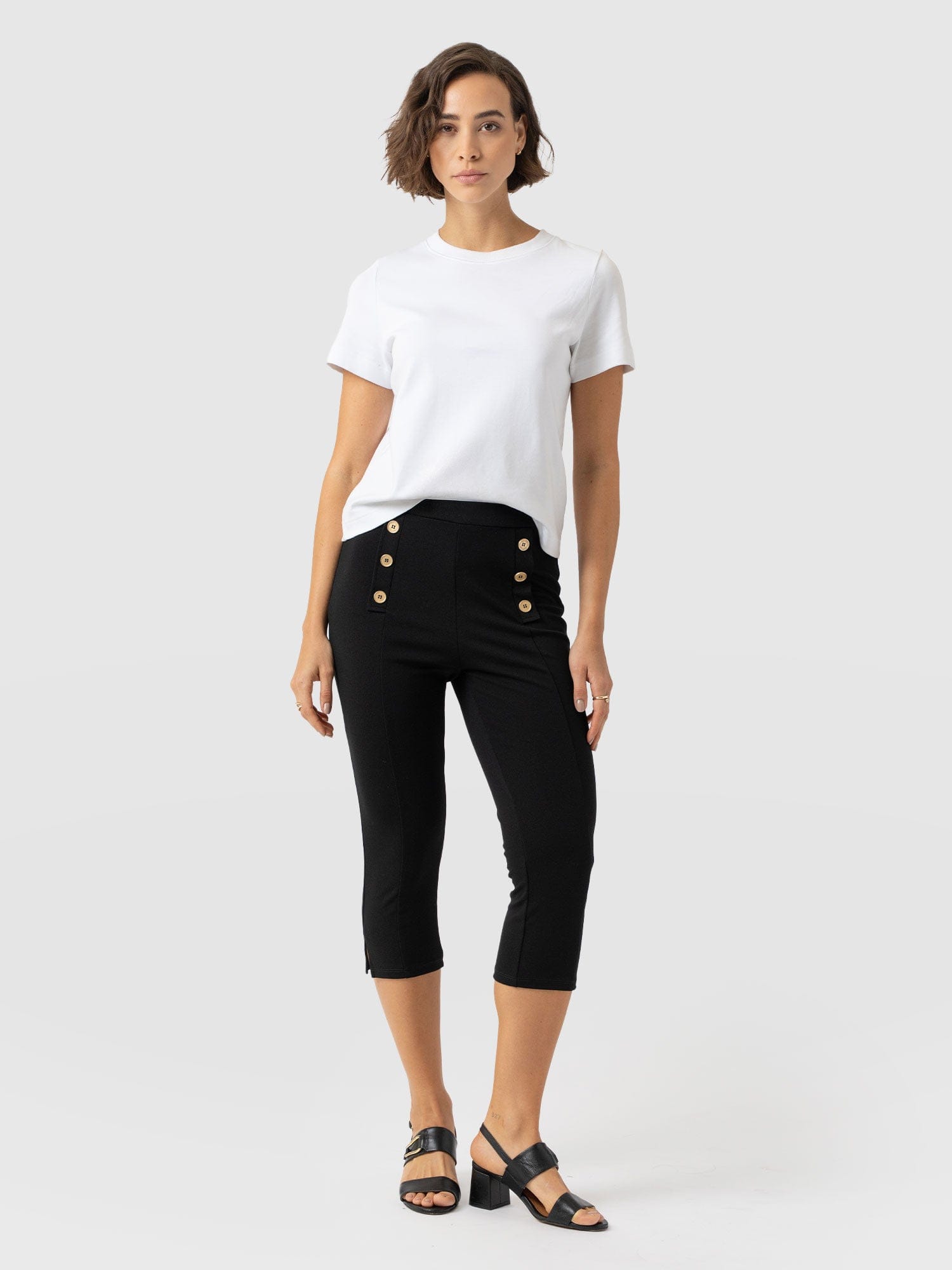 Chelsea Capri Legging - Black - Women's Trousers | Saint and Sofia® UK