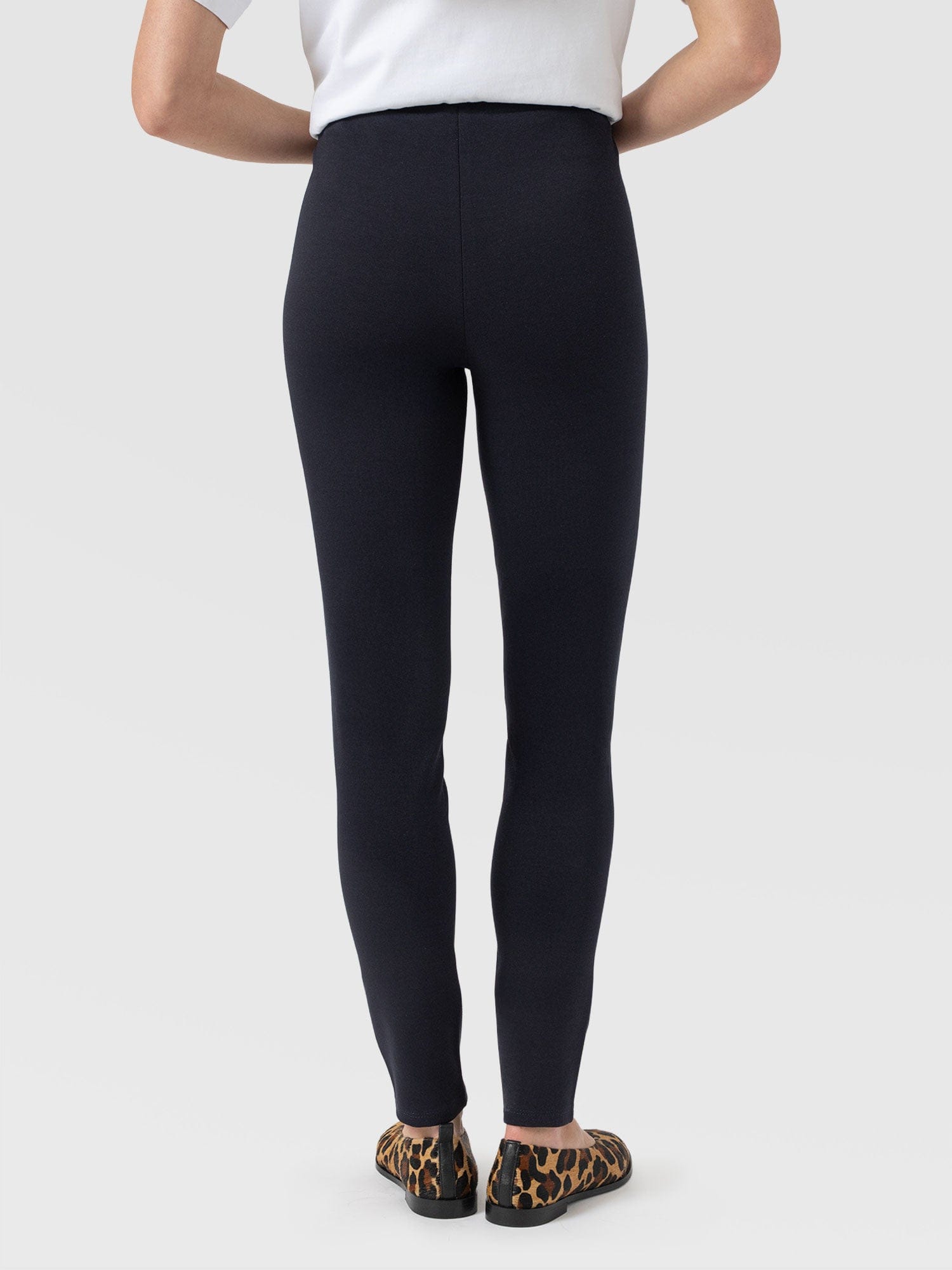 Chelsea Legging Navy - Women's Leggings | Saint and Sofia® UK