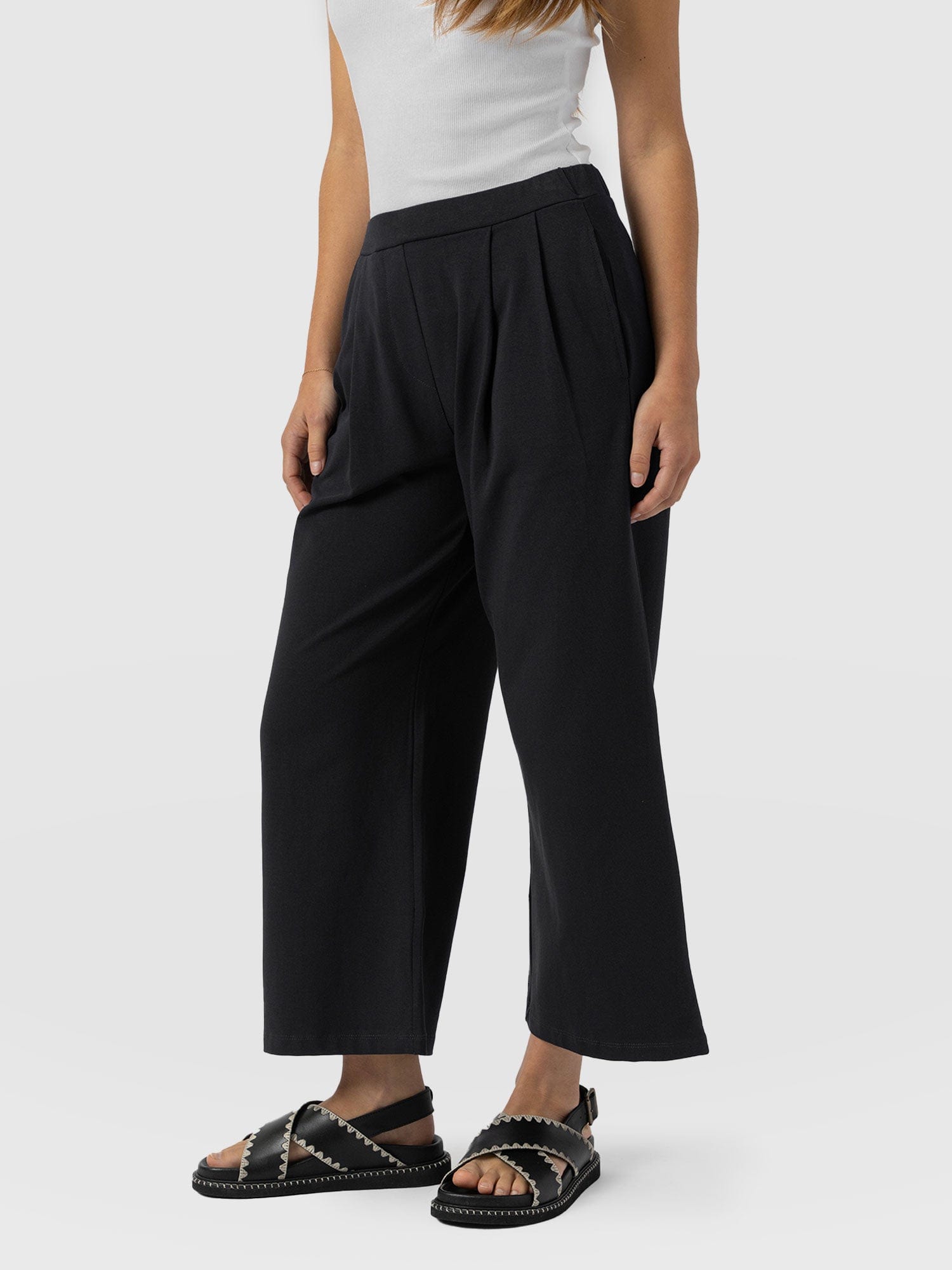 City Culotte Black - Women's Culottes | Saint + Sofia® UK