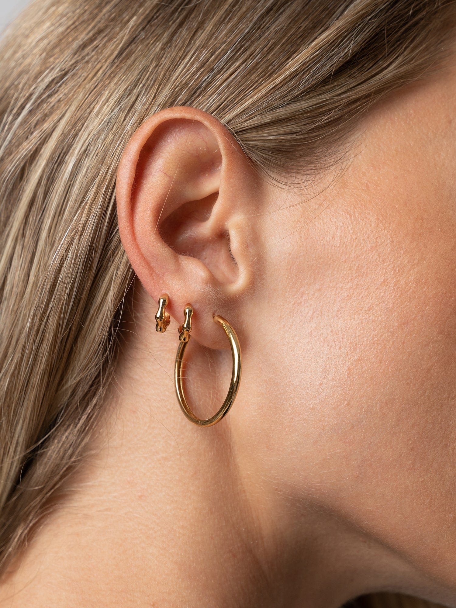 Classic Hoop Earrings Gold - Women's Jewellery | Saint + Sofia® UK