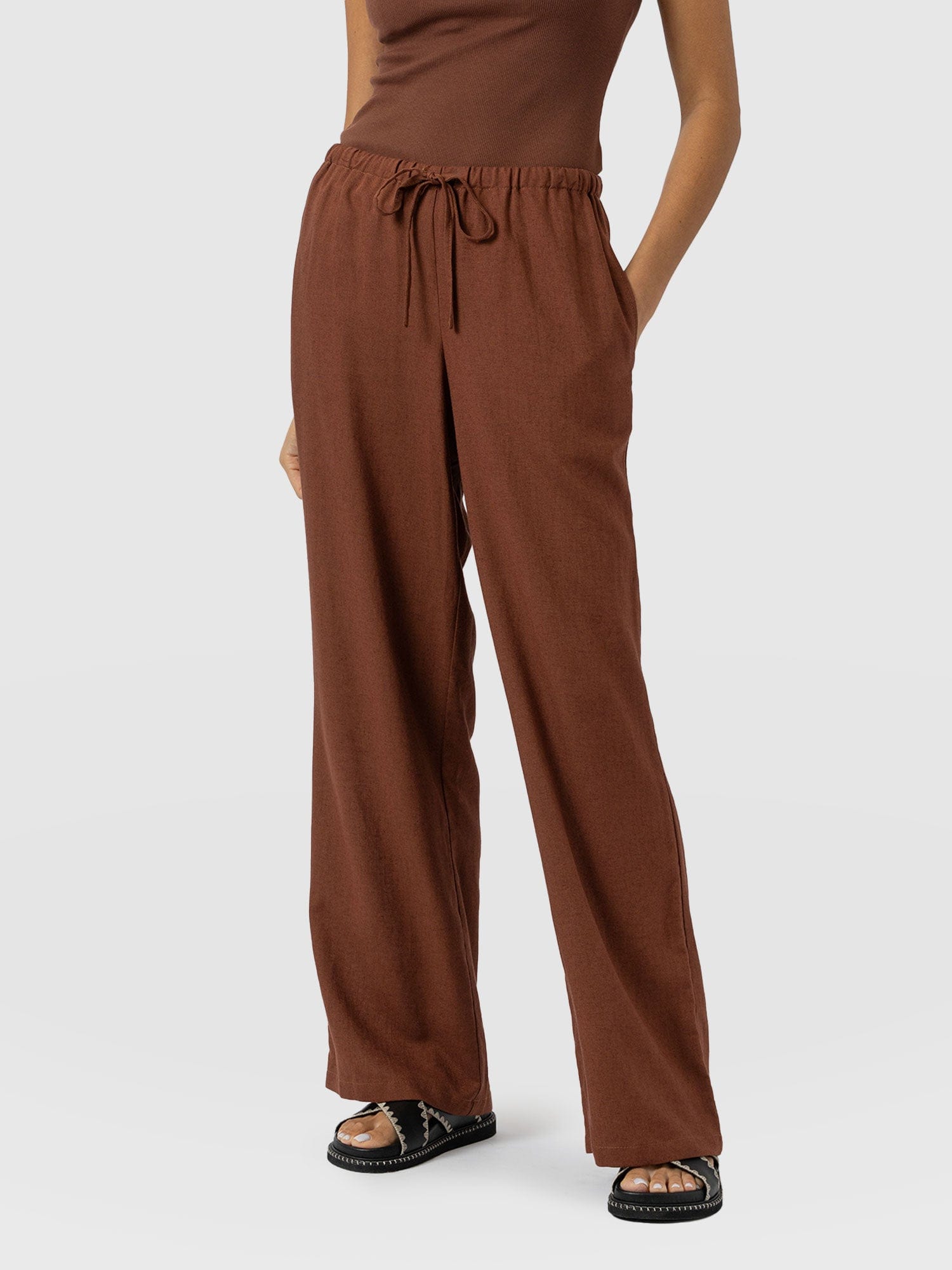 Corinne Linen Pant - Russet Brown - Women's Trousers | Saint + Sofia® UK