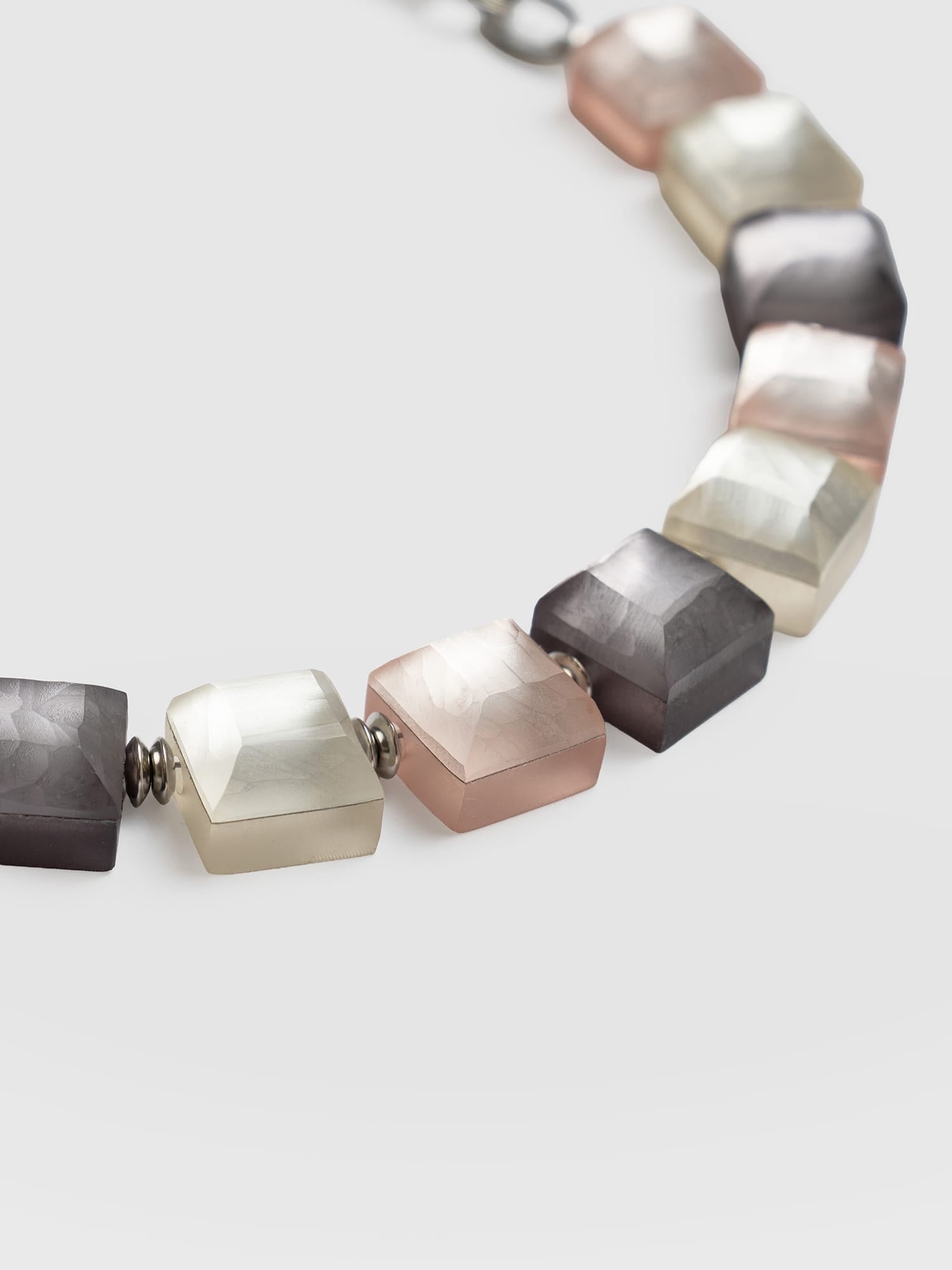 Cube Beaded Necklace - Champagne - Women's Jewellerys | Saint and Sofia® UK