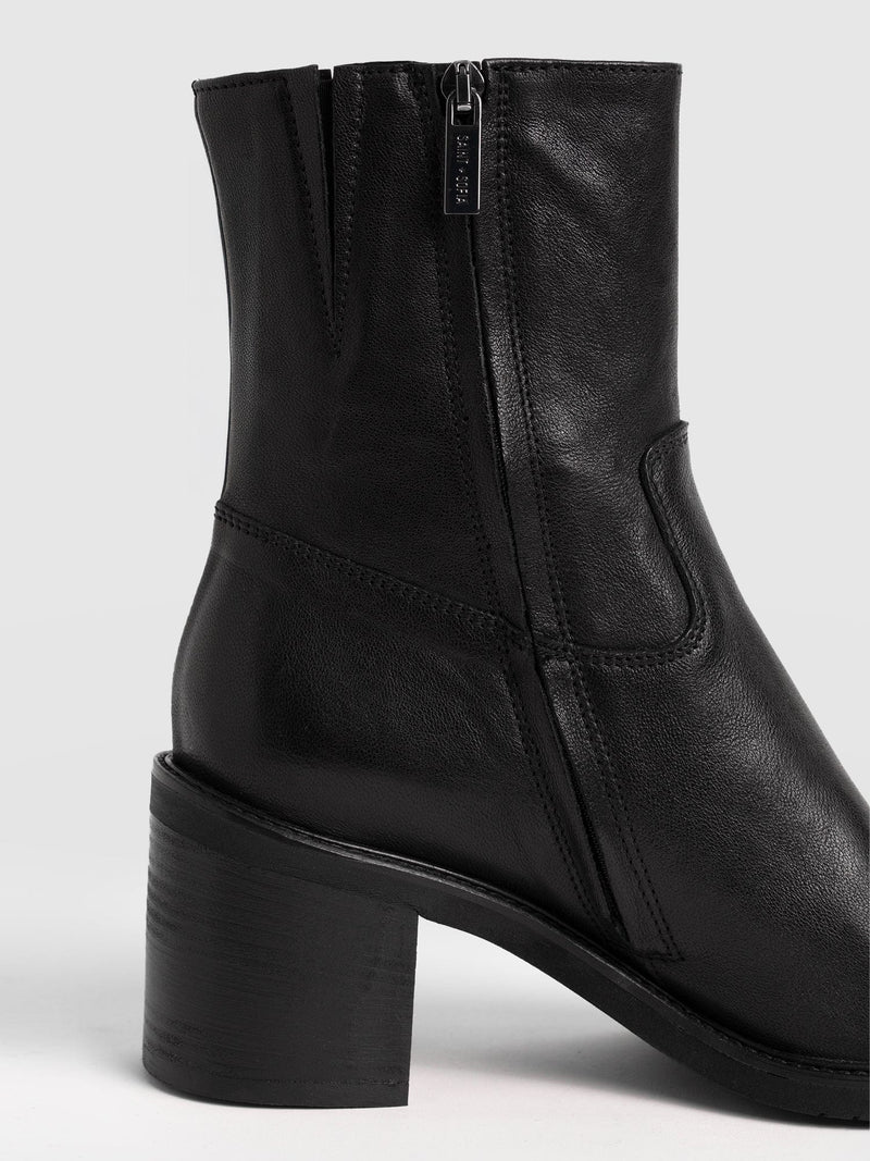 Dakota Ankle Boot - Black - Women's Shoes | Saint + Sofia® UK