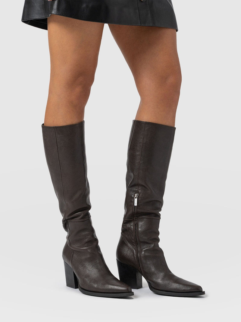Dallas Knee High Boot - Chocolate - Women's Shoes | Saint + Sofia® UK