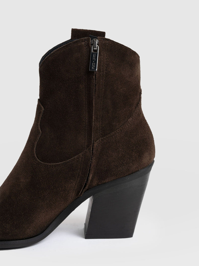Dallas Mid Boot - Chocolate - Women's Shoes | Saint + Sofia® UK