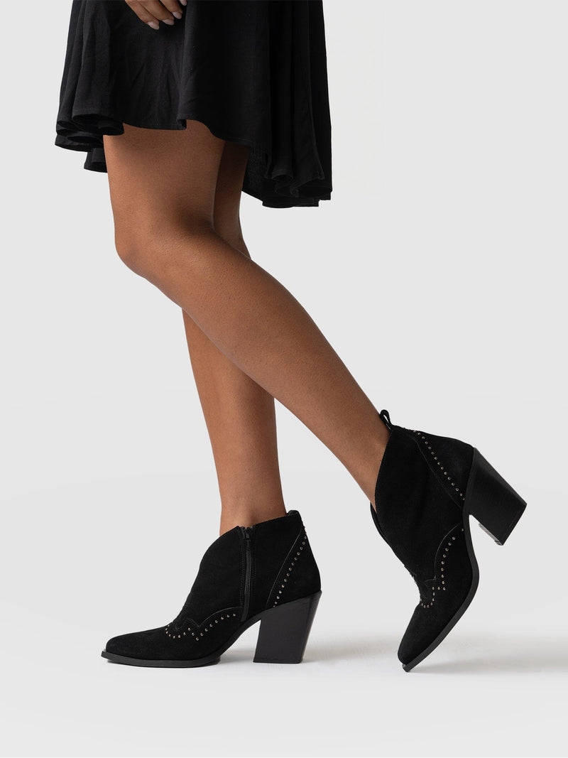 Dallas Studded Ankle Boot - Women's Leather Boots | Saint + Sofia® UK