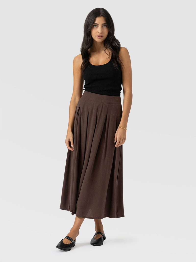 Eliza Pleated Skirt - Brown - Women's Skirts | Saint + Sofia® UK