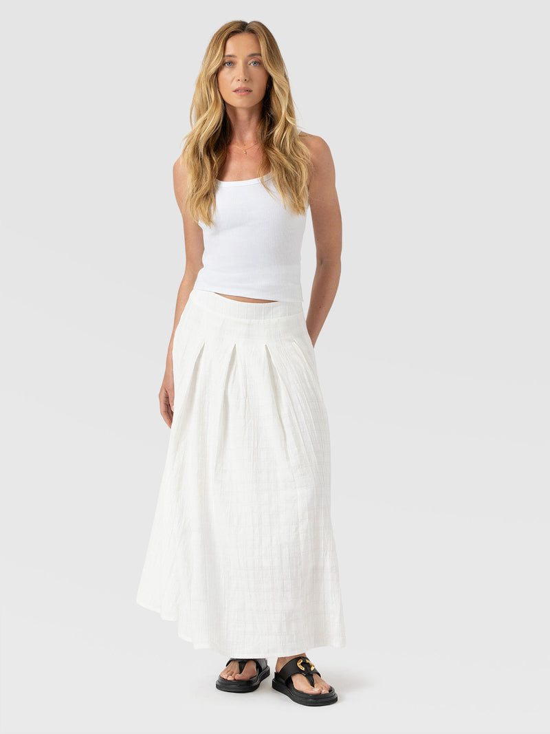 Eliza Pleated Skirt - White Textured - Women's Skirts | Saint + Sofia® UK
