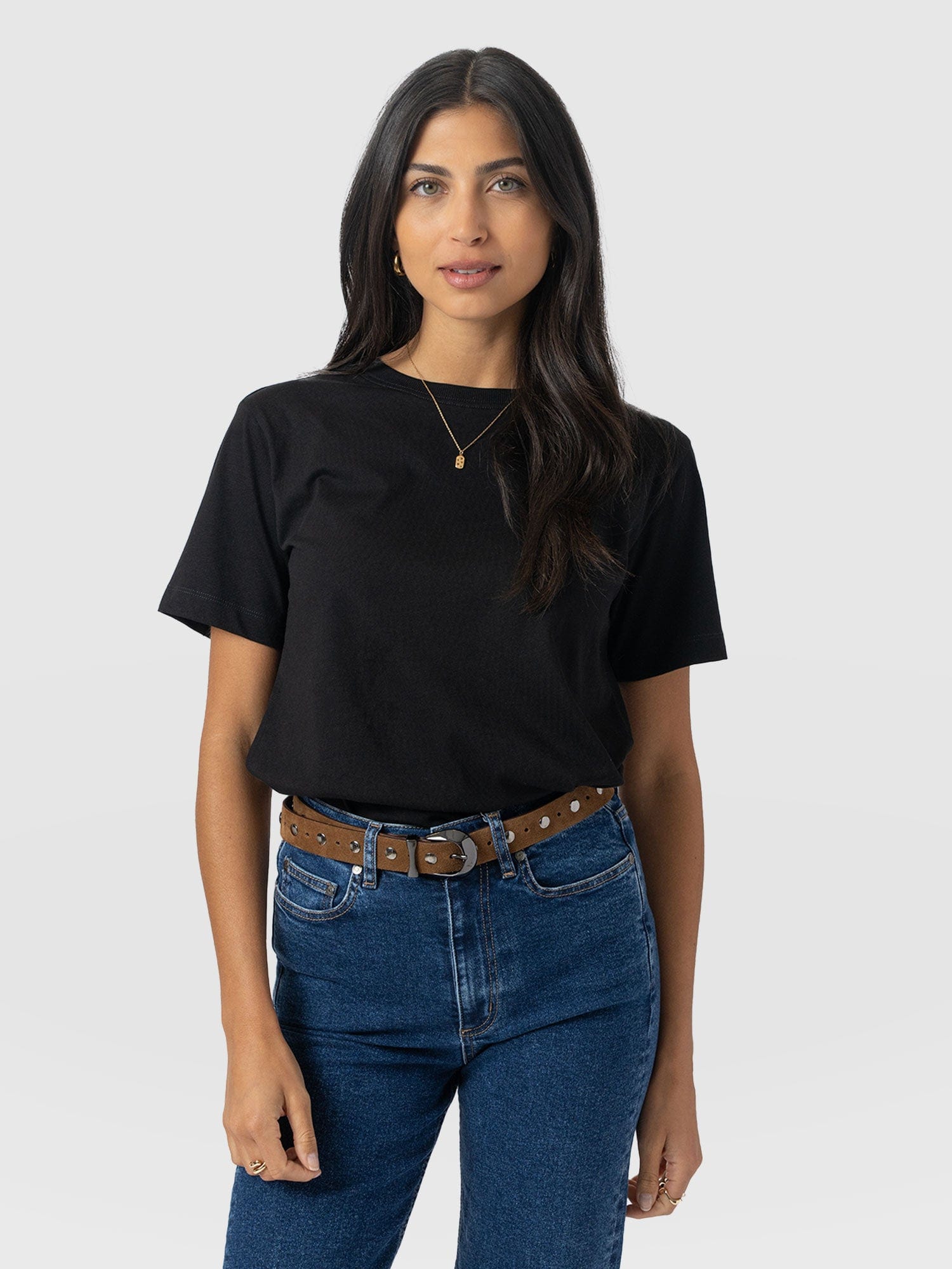 Finsbury Crew Neck Tee - Black - Women's T-shirts | Saint + Sofia® UK