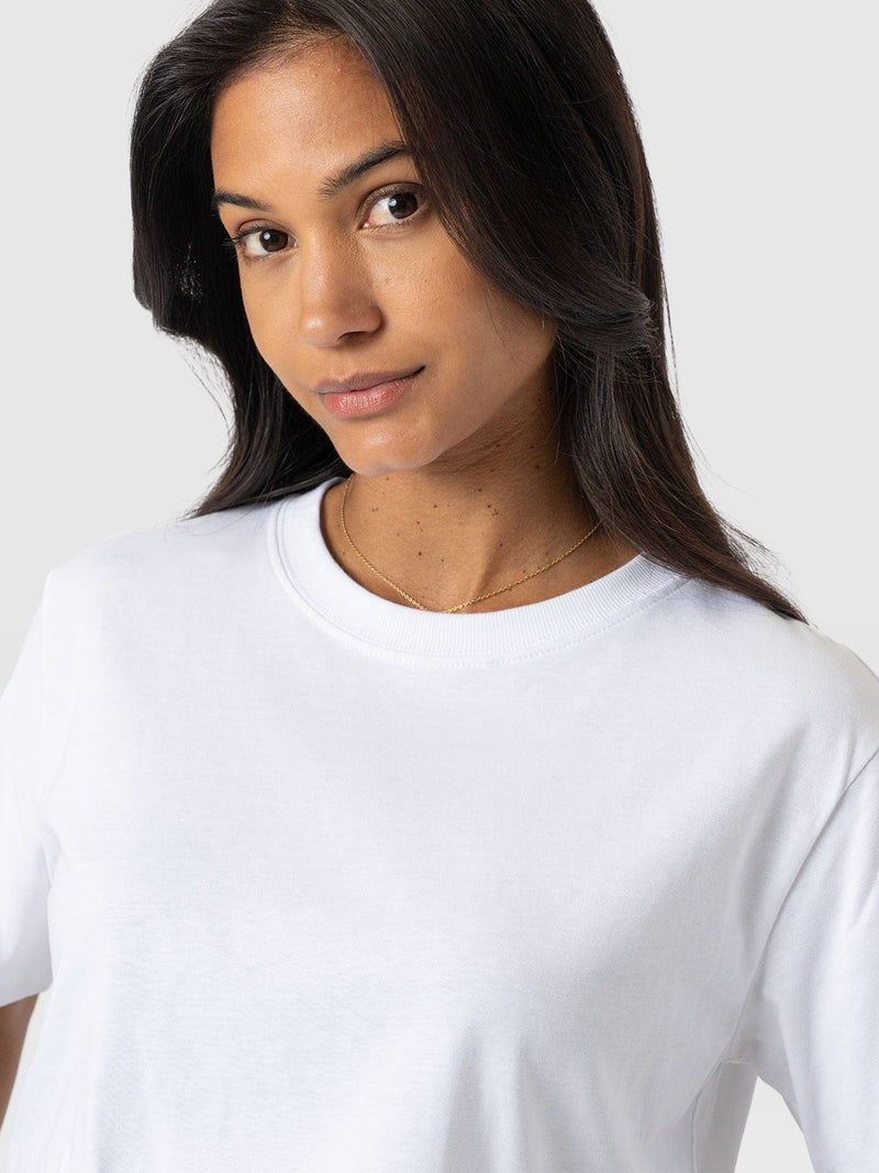 Finsbury Crew Neck Tee White - Women's T-Shirts | Saint + Sofia® UK