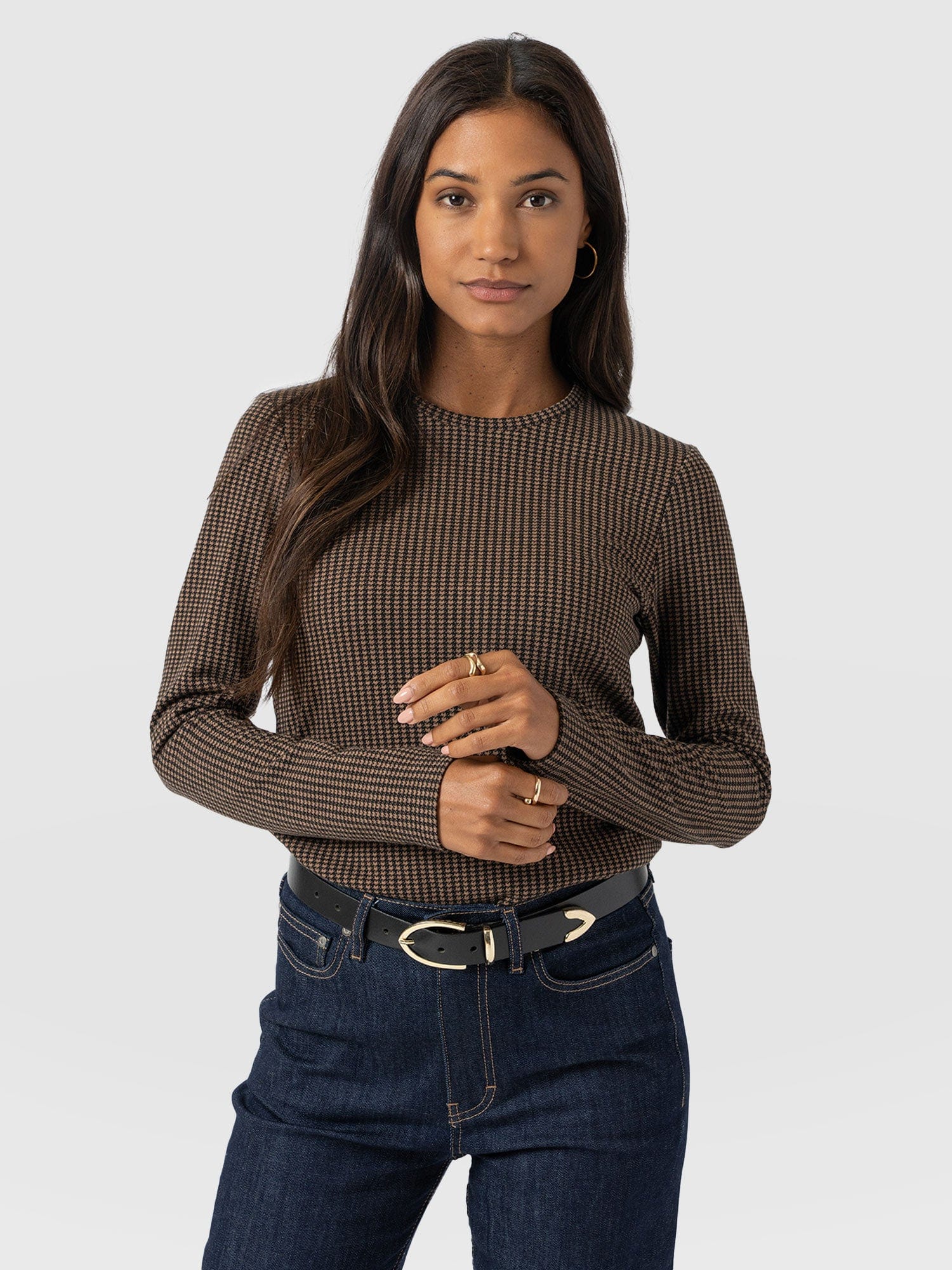 Glen Crew Neck Tee Long Sleeve - Brown Mini Houndstooth - Women's T-shirts | Saint and Sofia® UK
