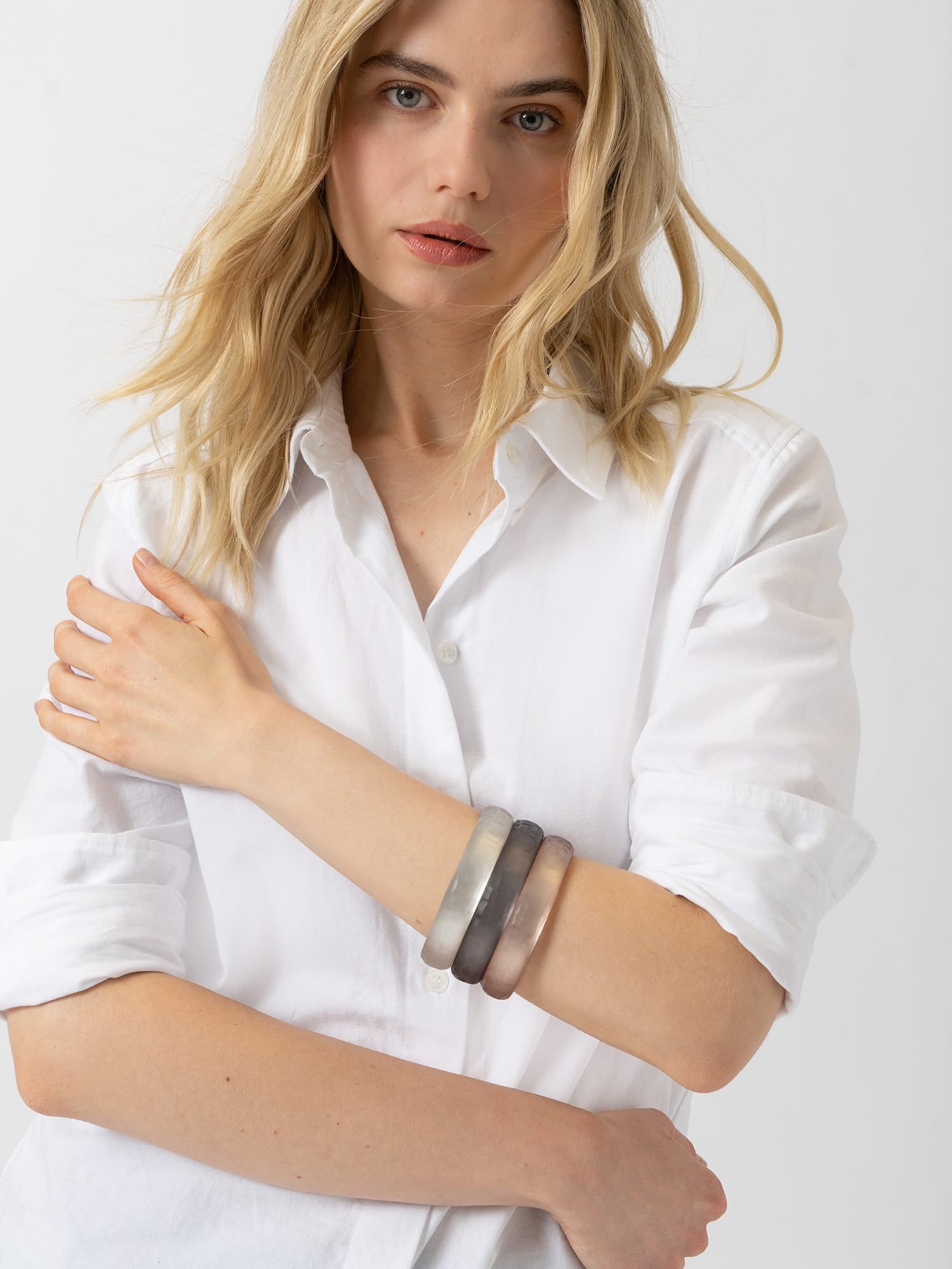 Hammered Bangle - Grey - Women's Jewellerys | Saint and Sofia® UK