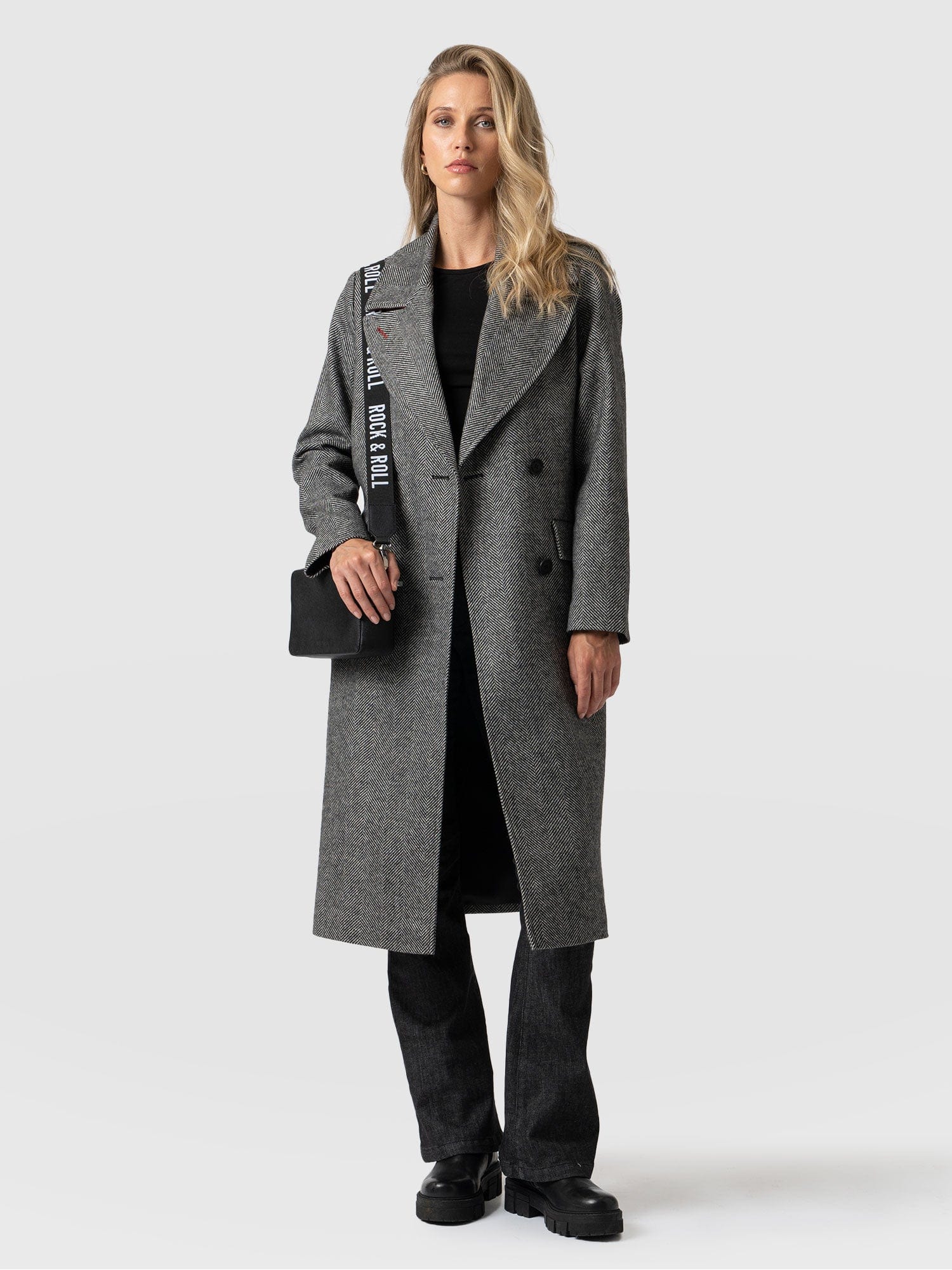 Hampton Coat Monochrome Chevron - Women's Coats | Saint and Sofia® UK