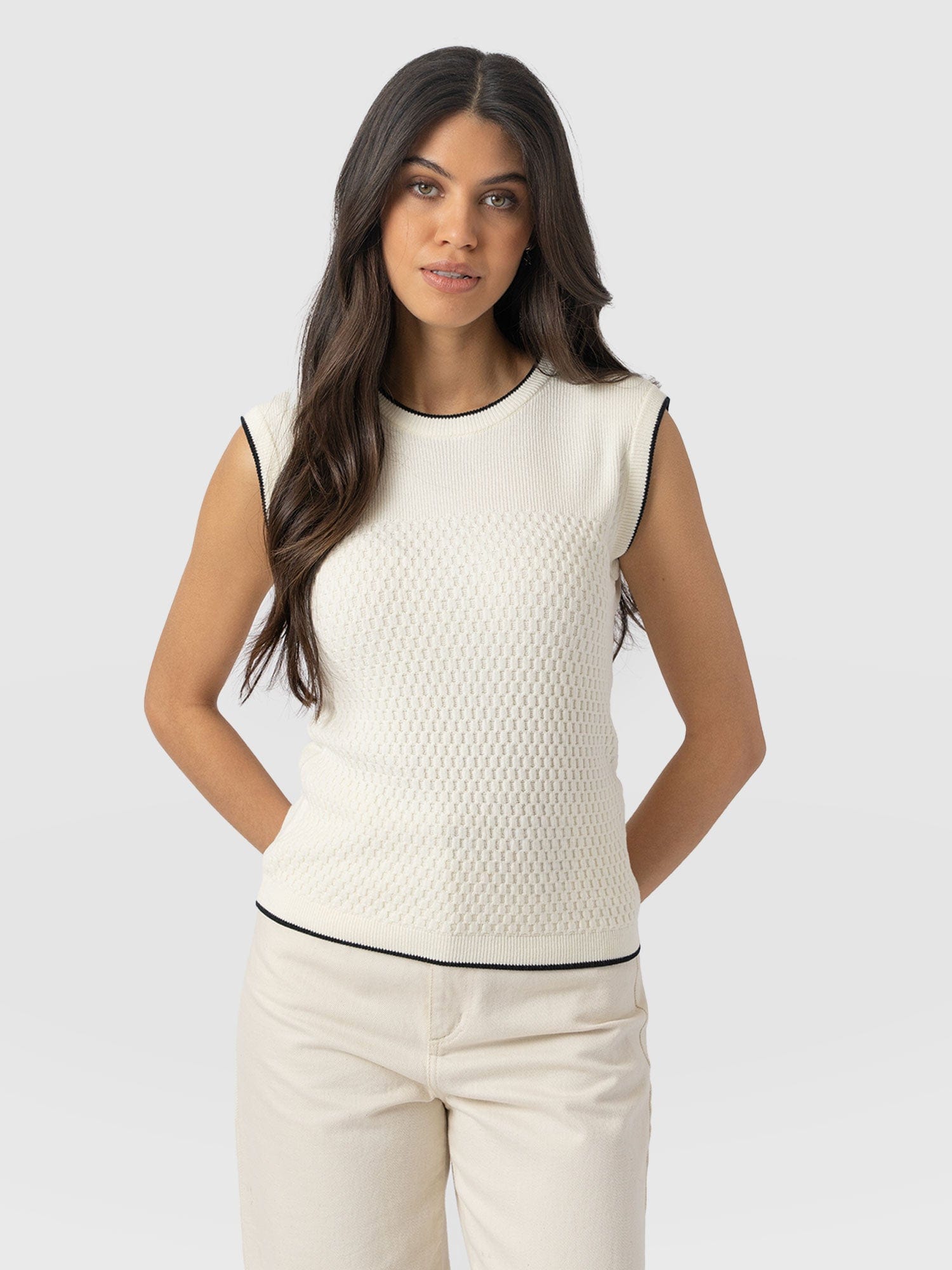 Honeycomb Sleeveless Rib Knit - Cream - Women's Knitwears | Saint + Sofia® UK