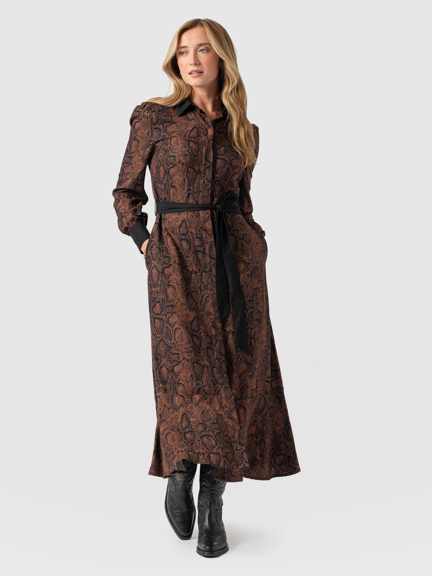Jacqueline Shirt Dress Brown Snake - Women's Dresses | Saint + Sofia® UK