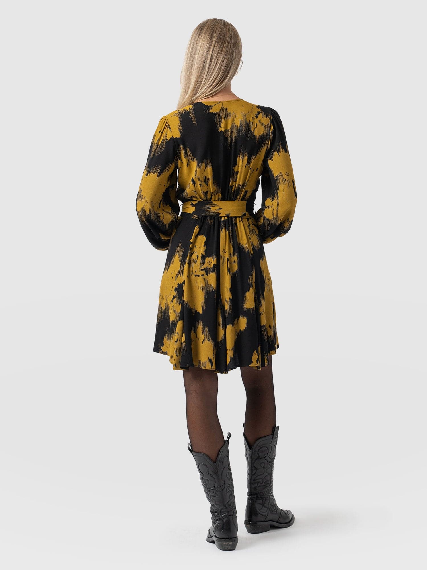 Joselyn Mini Dress Yellow Fade Floral - Women's Dresses | Saint + Sofia® UK