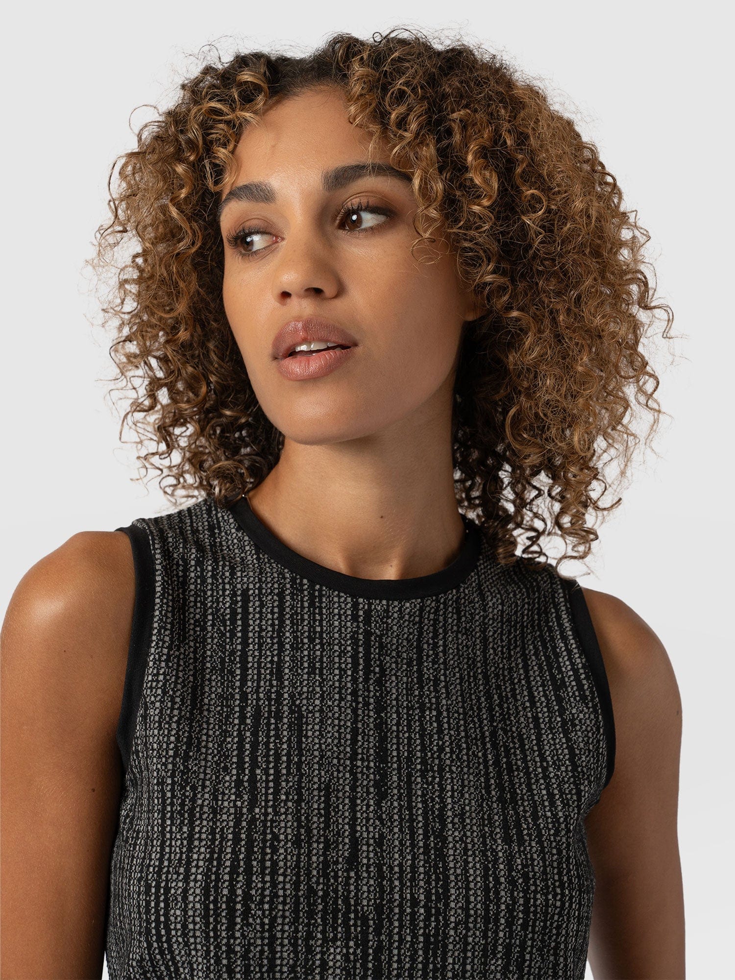 Keller Vest Grey/Black - Women's Vests | Saint + Sofia® UK