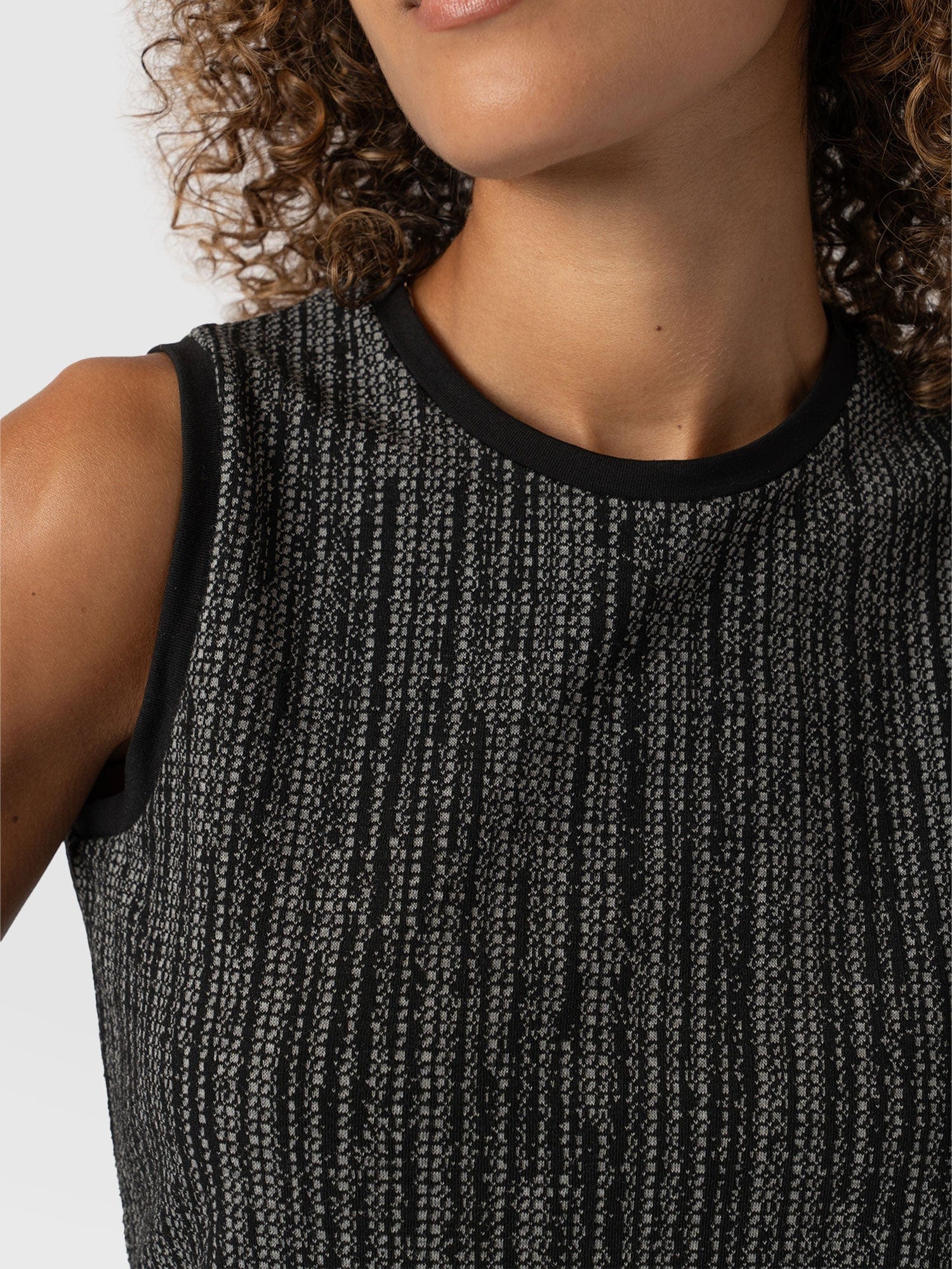 Keller Vest Grey/Black - Women's Vests | Saint + Sofia® UK