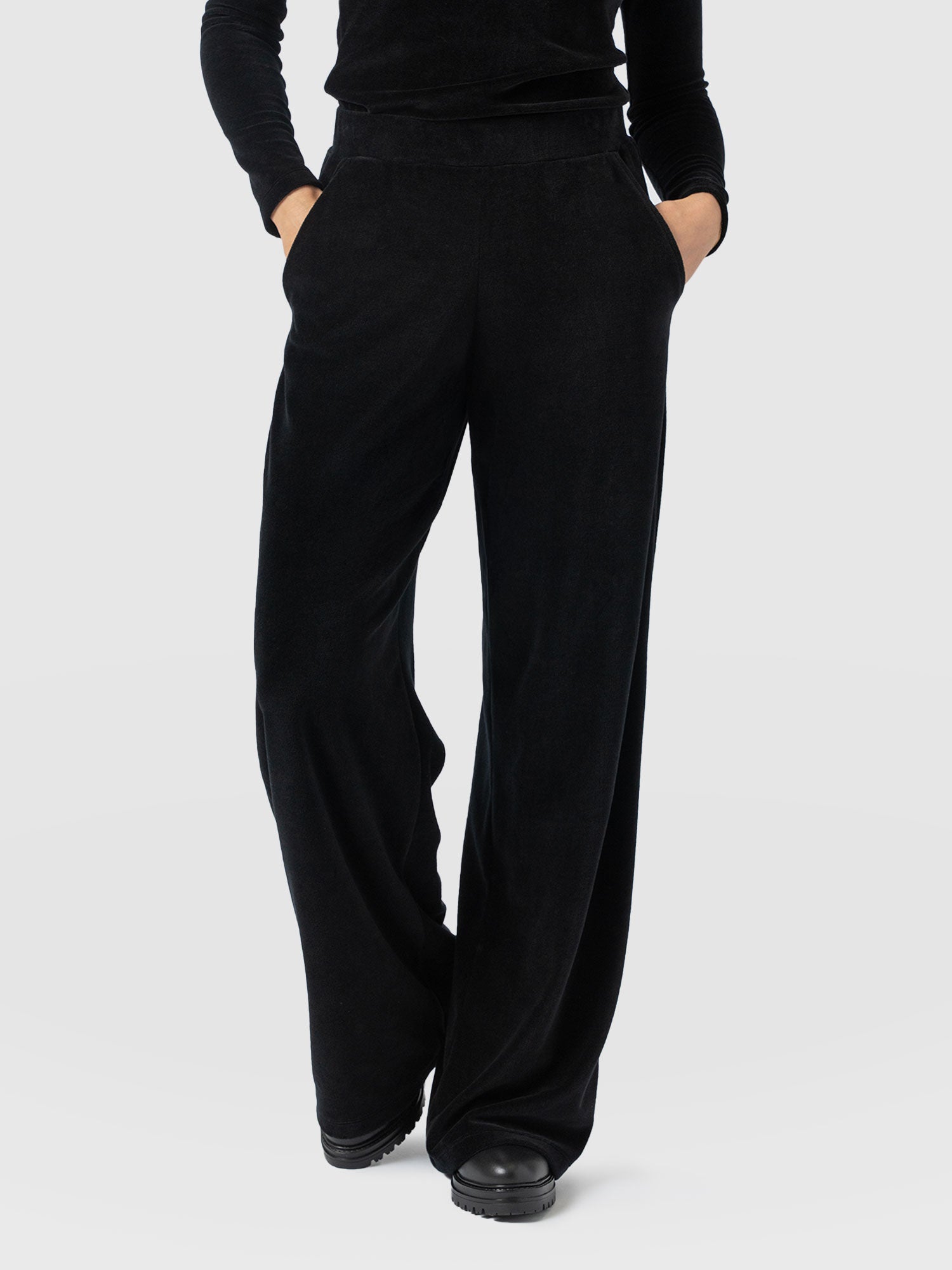 Keller Wide Leg Pant - Black Velvet - Women's Trousers | Saint + Sofia® UK