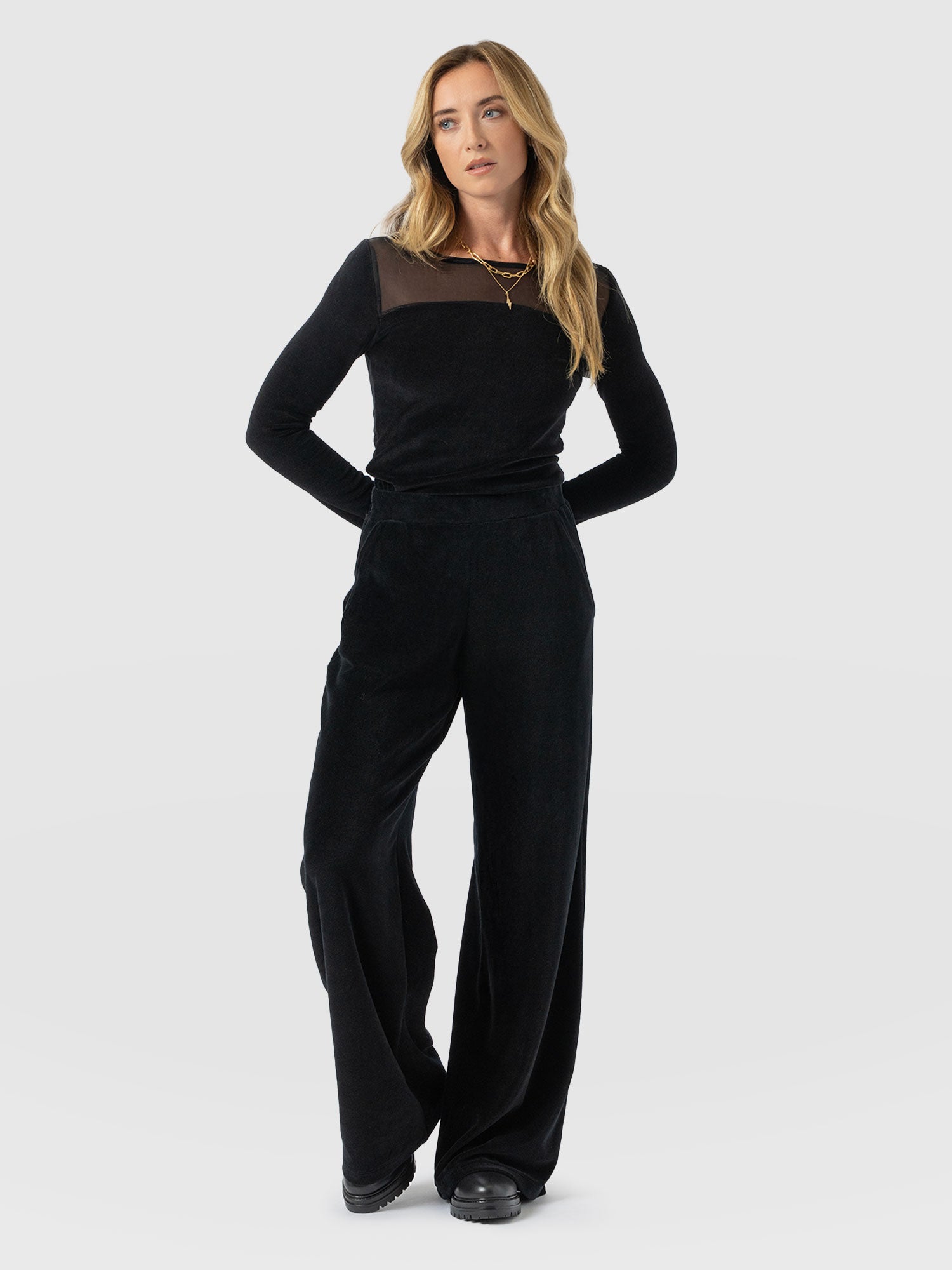 Keller Wide Leg Pant - Black Velvet - Women's Trousers | Saint + Sofia® UK