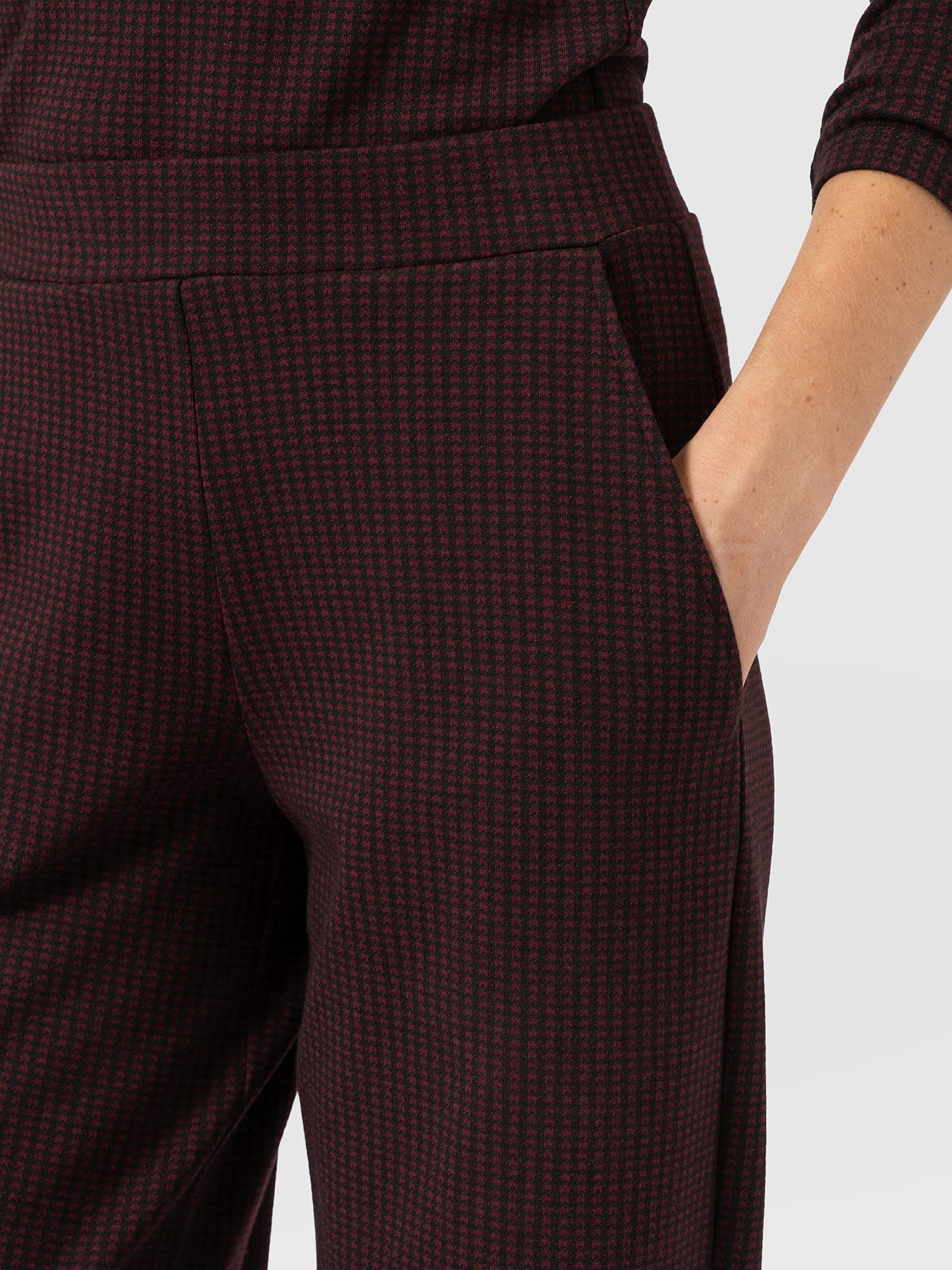 Keller Wide Leg Pant - Burgundy Boucle - Women's Trousers | Saint and Sofia® UK