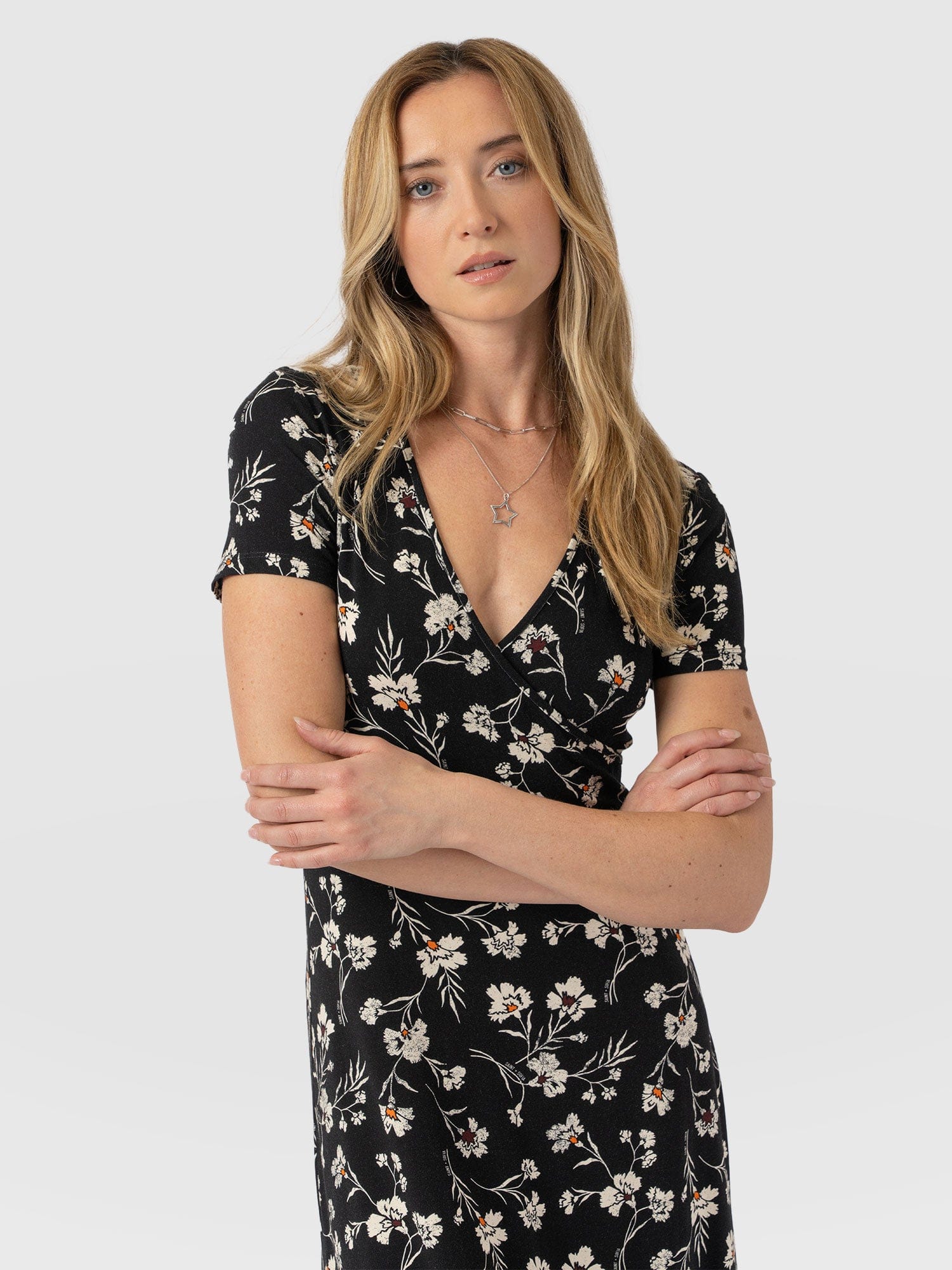 Maggie Wrap Short Sleeve Midi Dress - Black Spring Floral - Women's Dresss | Saint + Sofia® UK