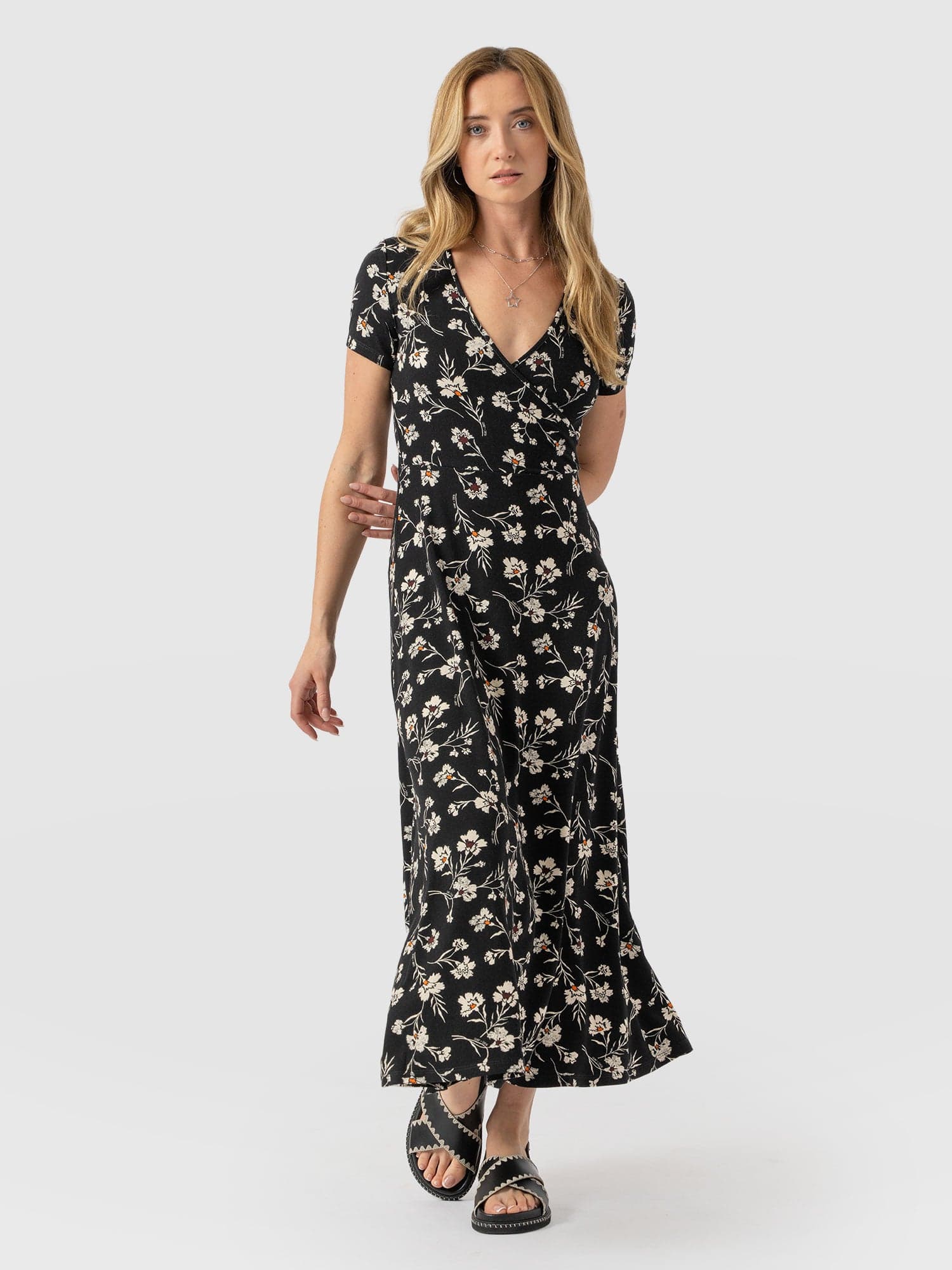 Maggie Wrap Short Sleeve Midi Dress - Black Spring Floral - Women's Dresss | Saint + Sofia® UK
