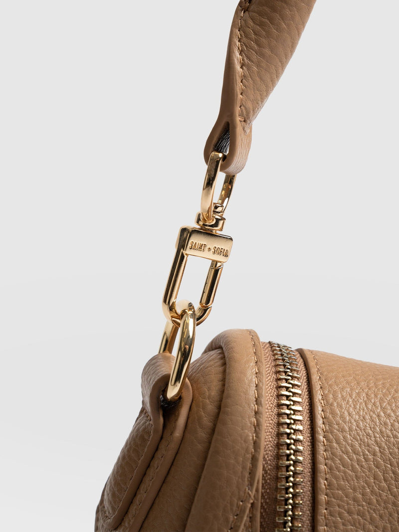 Marlowe Messenger Bag - Caramel - Women's Handbags | Saint + Sofia® UK