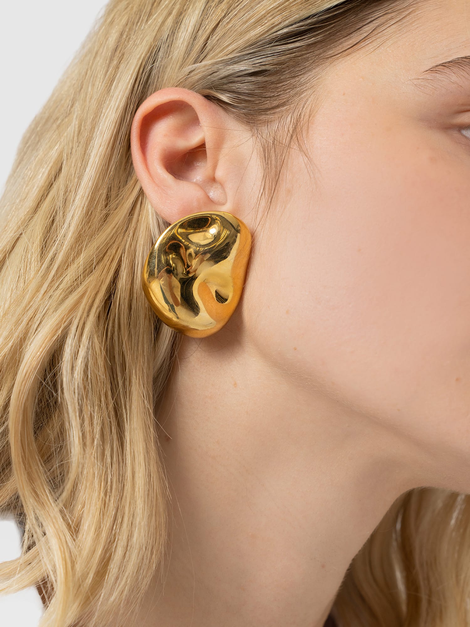 Mottled Stud Earrings - Gold - Women's Jewellerys | Saint and Sofia® UK