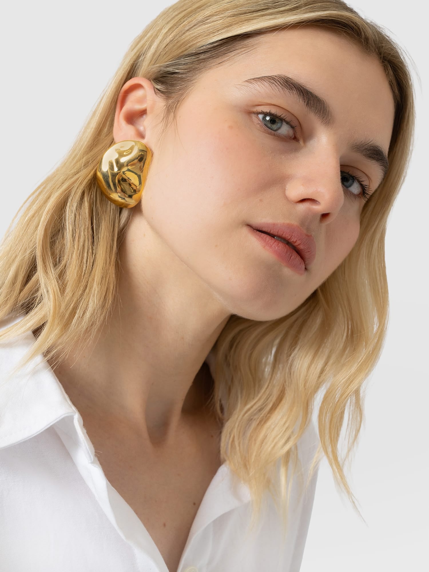 Mottled Stud Earrings - Gold - Women's Jewellerys | Saint and Sofia® UK