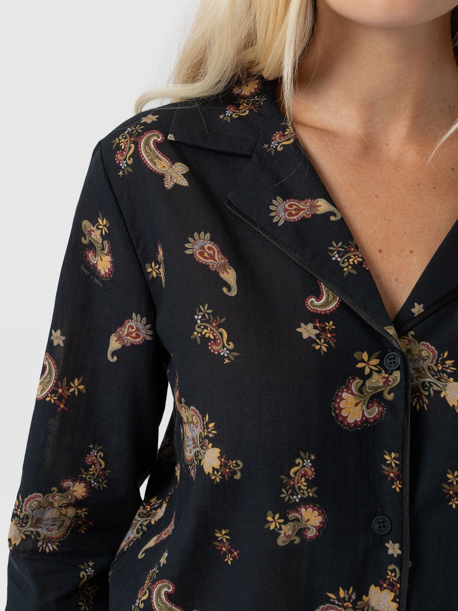 Norah Loungewear Set Black - Women's Shirts | Saint + Sofia® UK